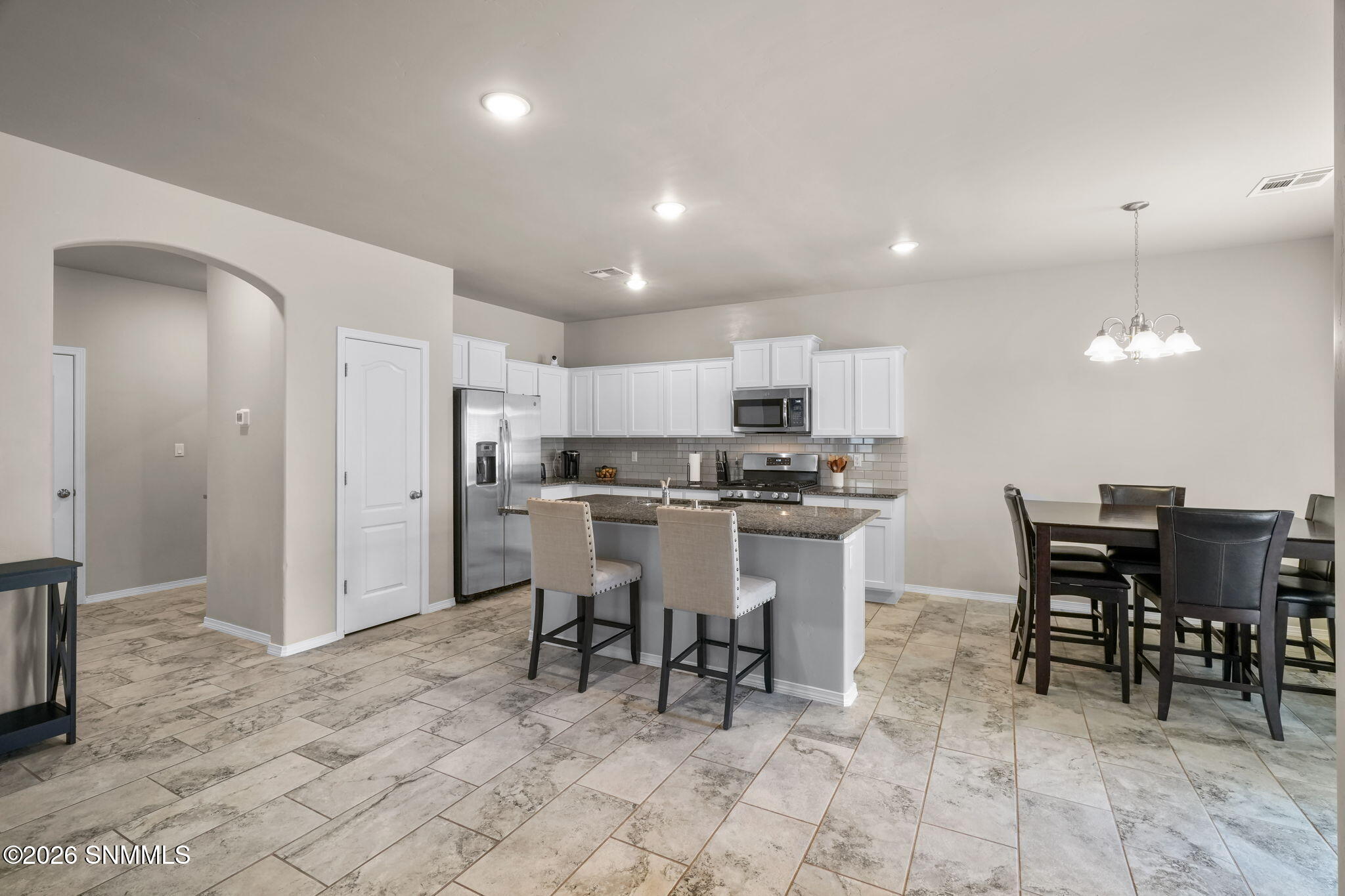 7056 Chaco St-10