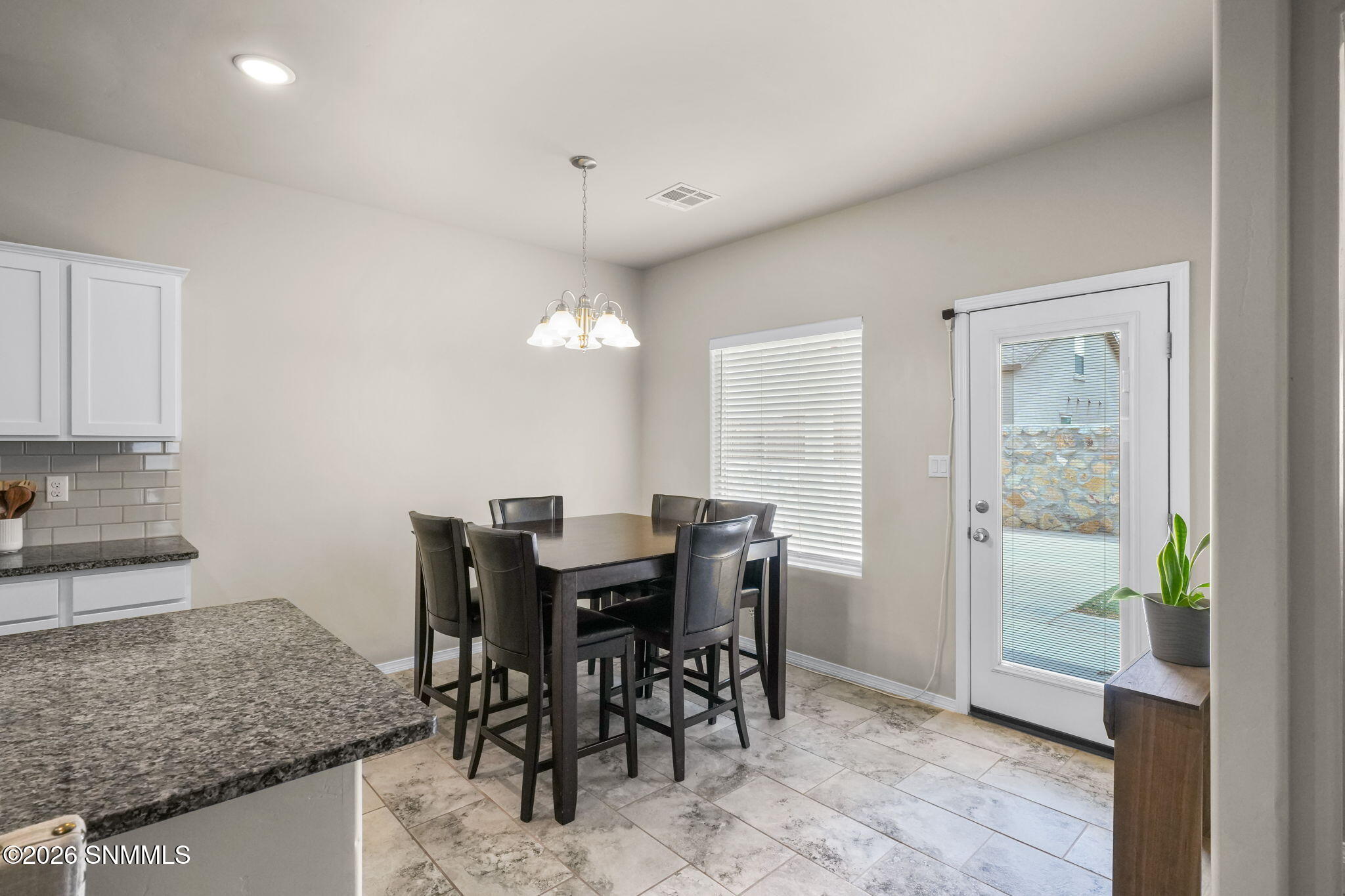 7056 Chaco St-11