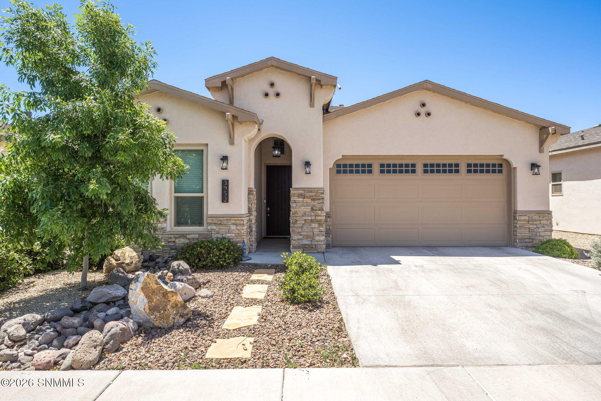 3-web-or-mls-Snappin Homes (SantaAlexand
