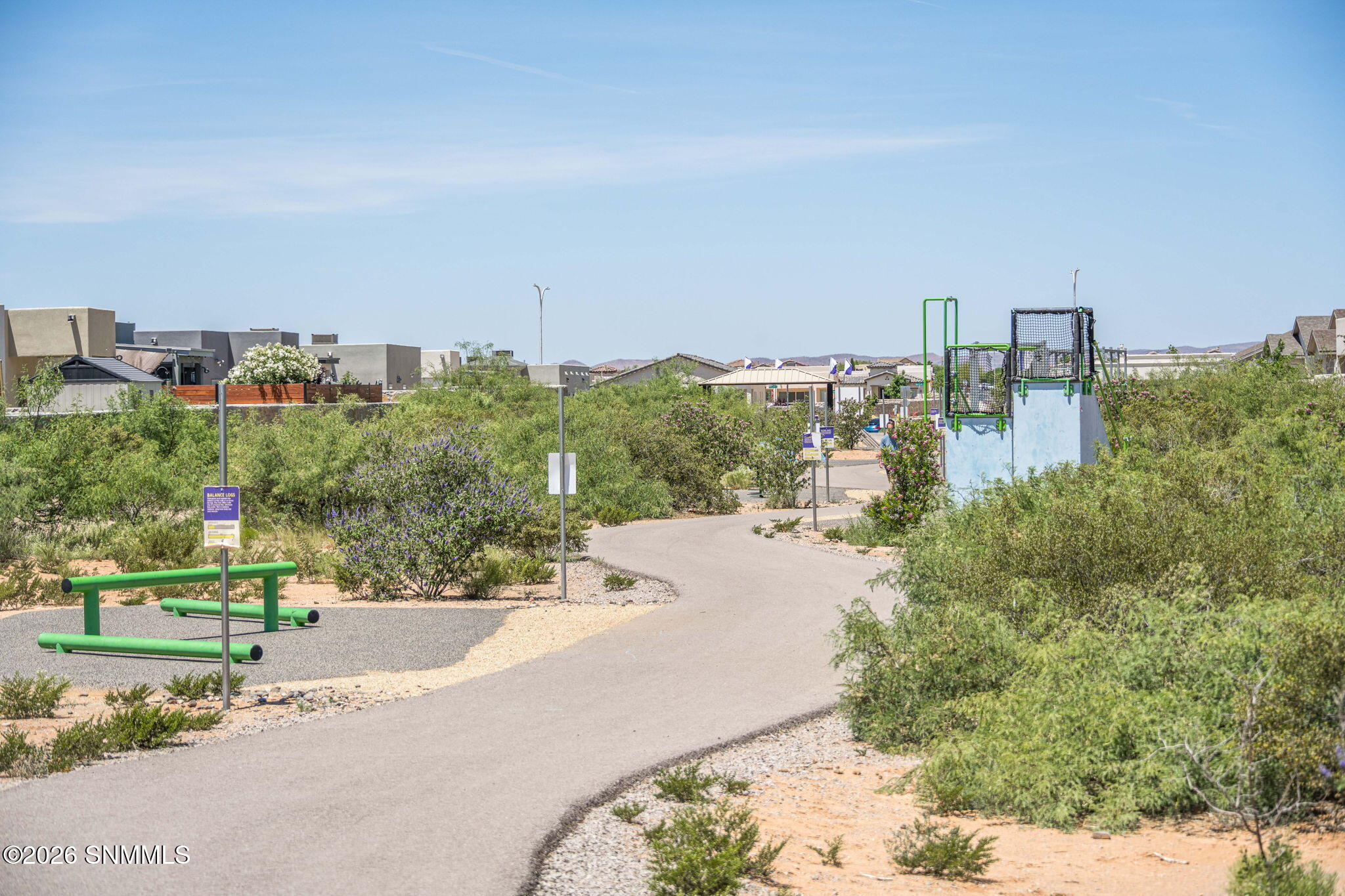 48-web-or-mls-Snappin Homes (SantaAlexan
