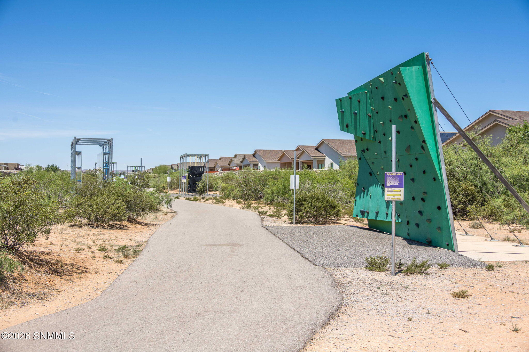 49-web-or-mls-Snappin Homes (SantaAlexan