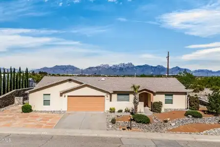 3544 Roma Drive, Las Cruces, New Mexico 88012, 3 Bedrooms Bedrooms, ,2.5 BathroomsBathrooms,Residential,For Sale,Roma,2601707