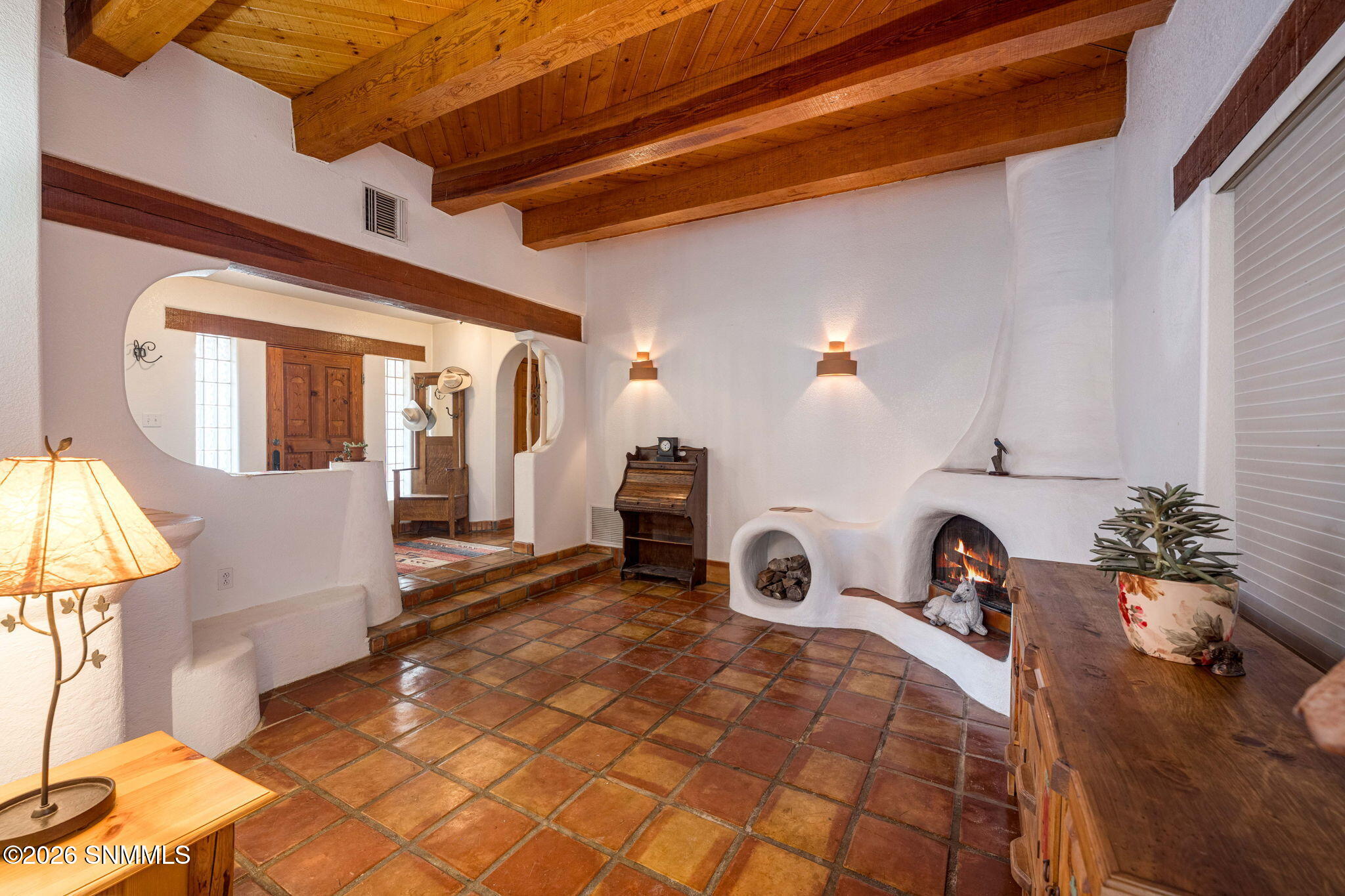 12-web-or-mls-Snappin Homes (Ironshoe945