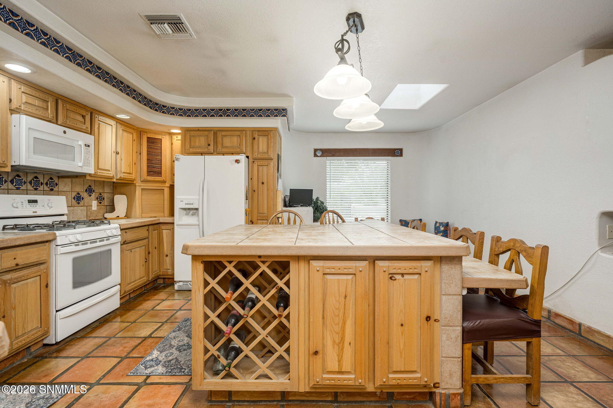 19-web-or-mls-Snappin Homes (Ironshoe945