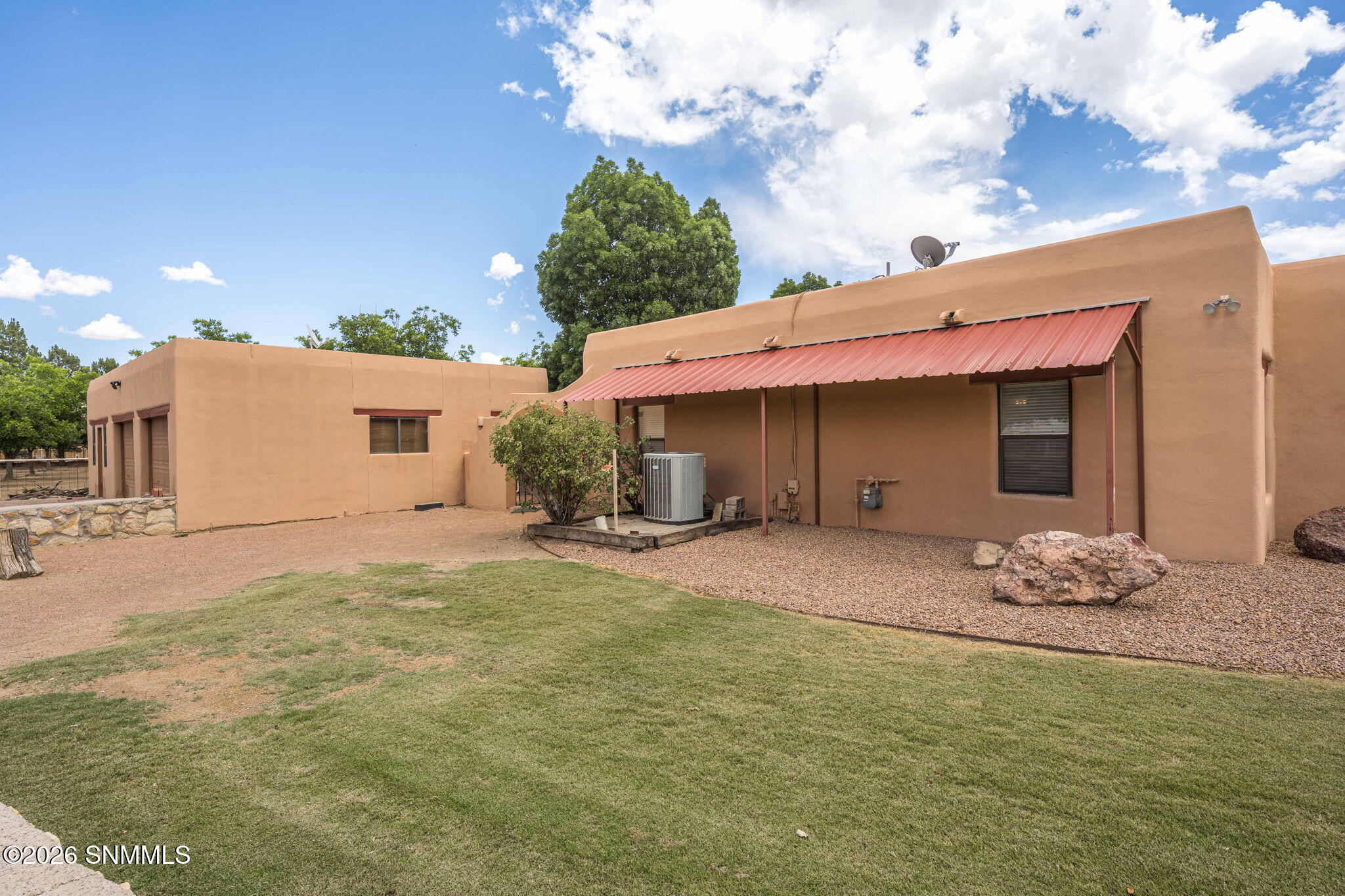 51-web-or-mls-Snappin Homes (Ironshoe945