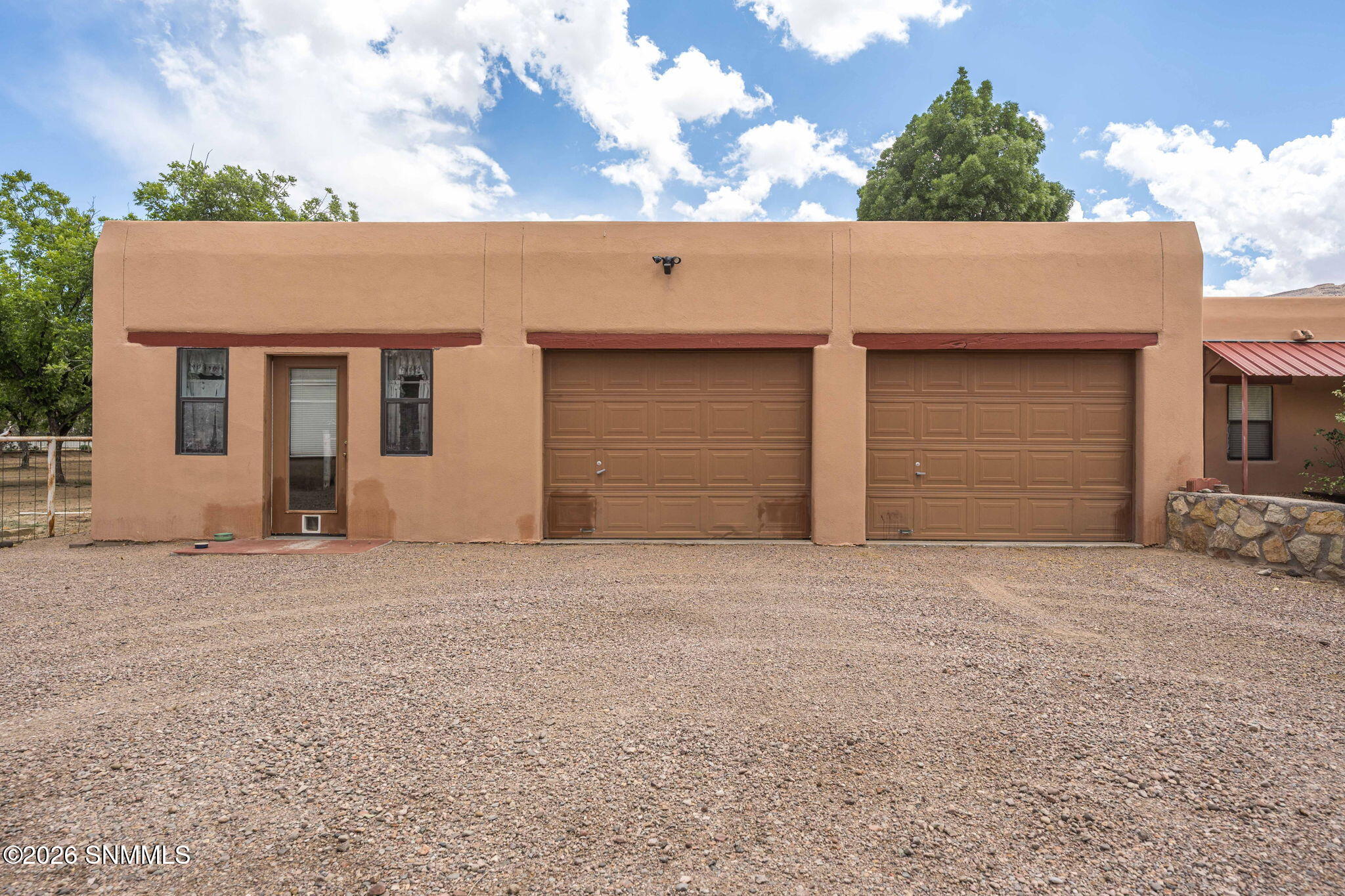 52-web-or-mls-Snappin Homes (Ironshoe945
