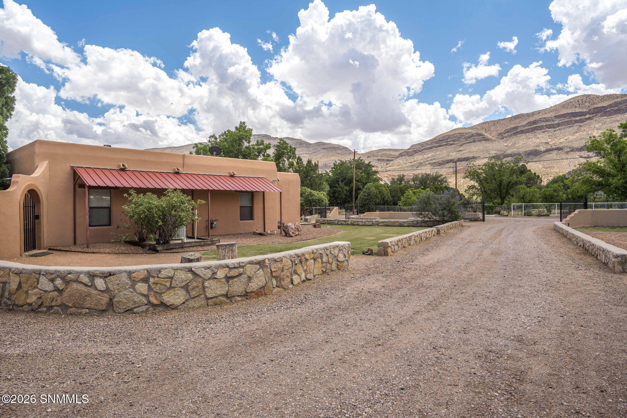 79-web-or-mls-Snappin Homes (Ironshoe945