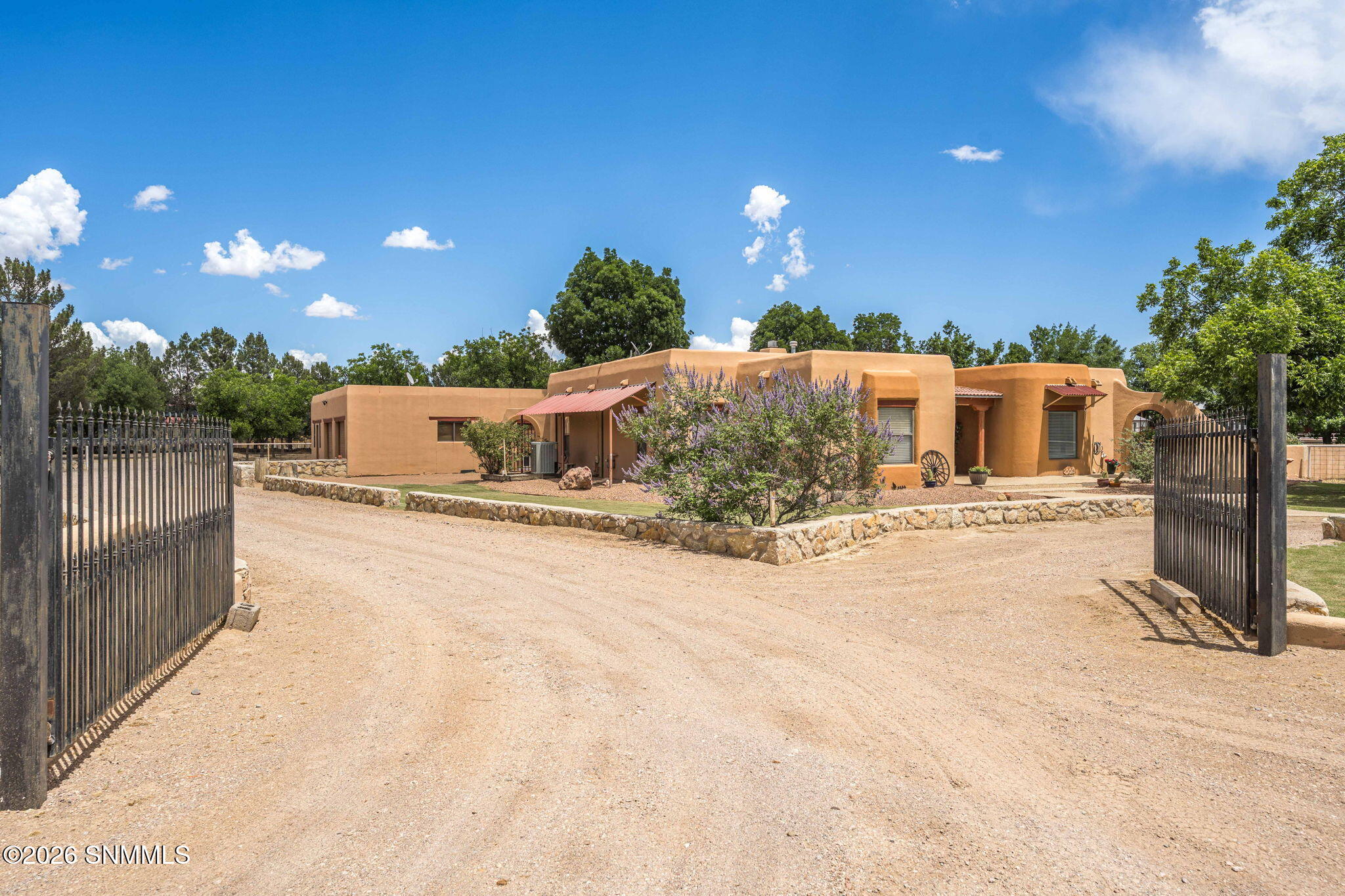 81-web-or-mls-Snappin Homes (Ironshoe945