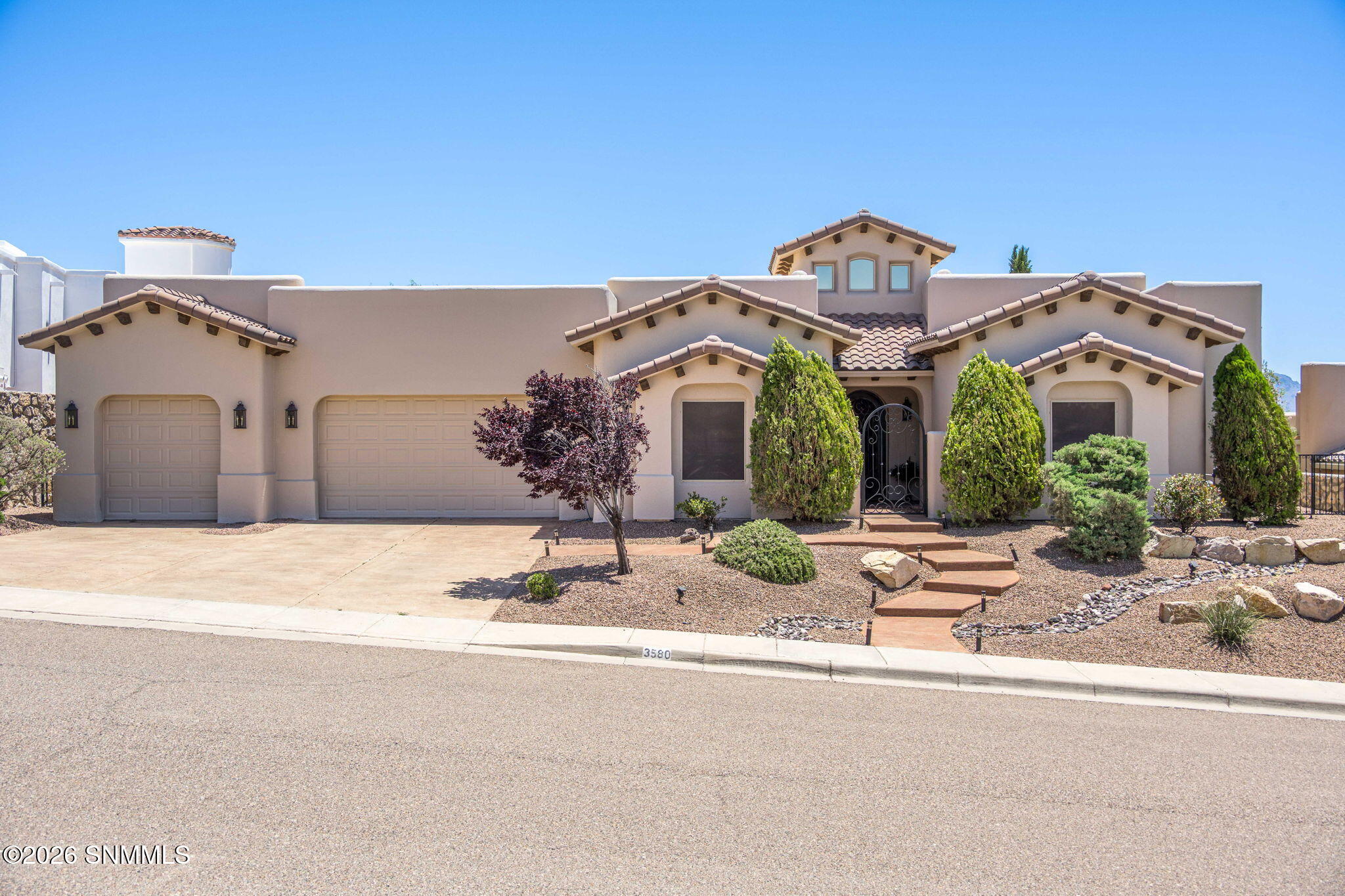 2-web-or-mls-Snappin Homes (SaddleRock35