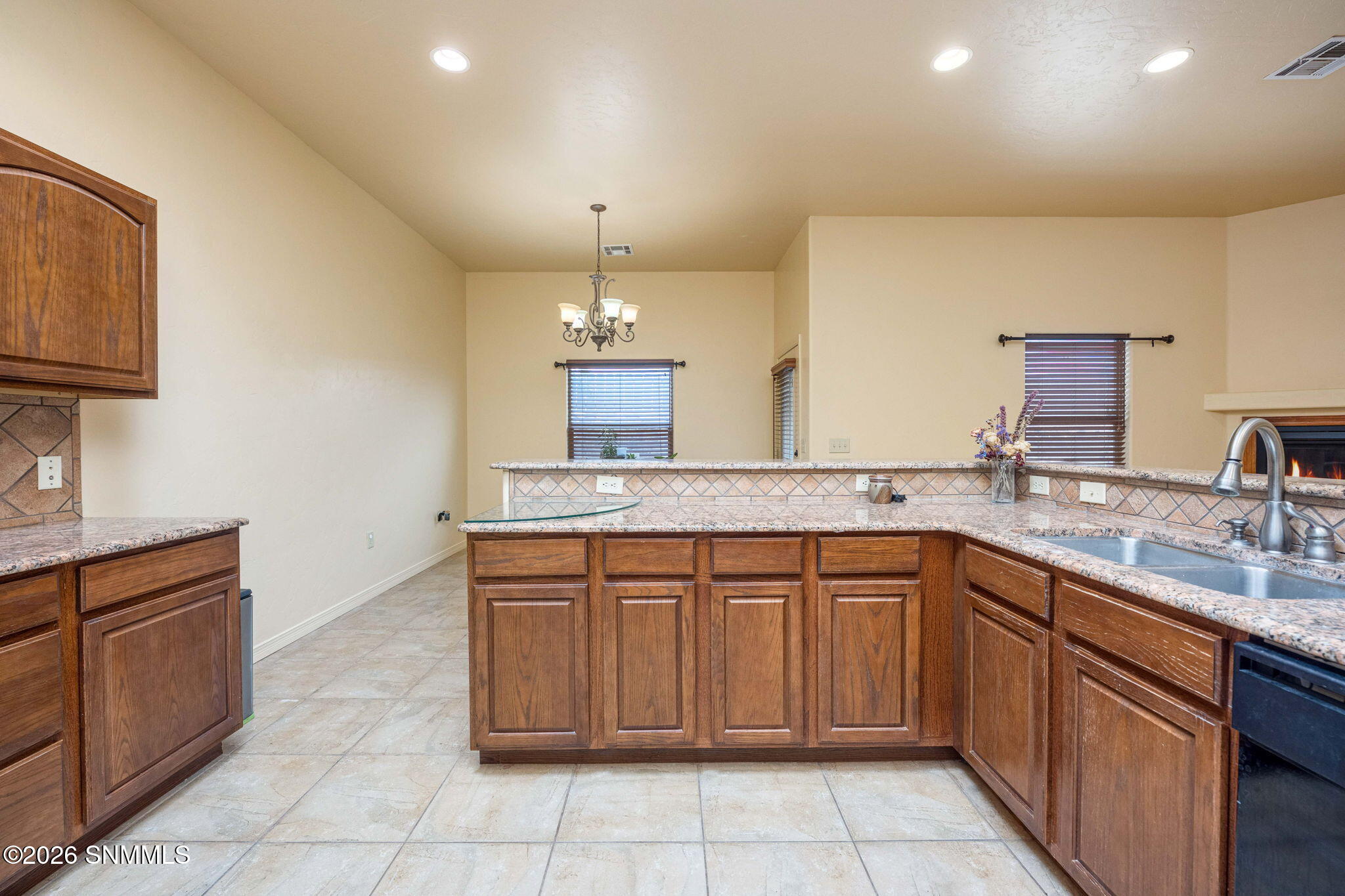18-web-or-mls-Snappin Homes (Adriatic388