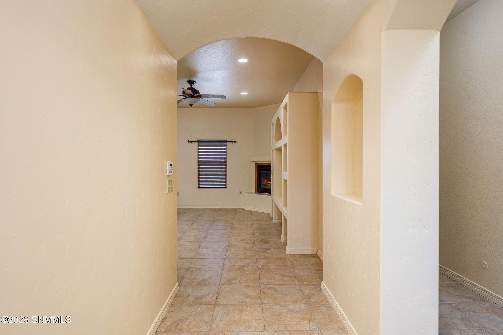 6-web-or-mls-Snappin Homes (Adriatic3884