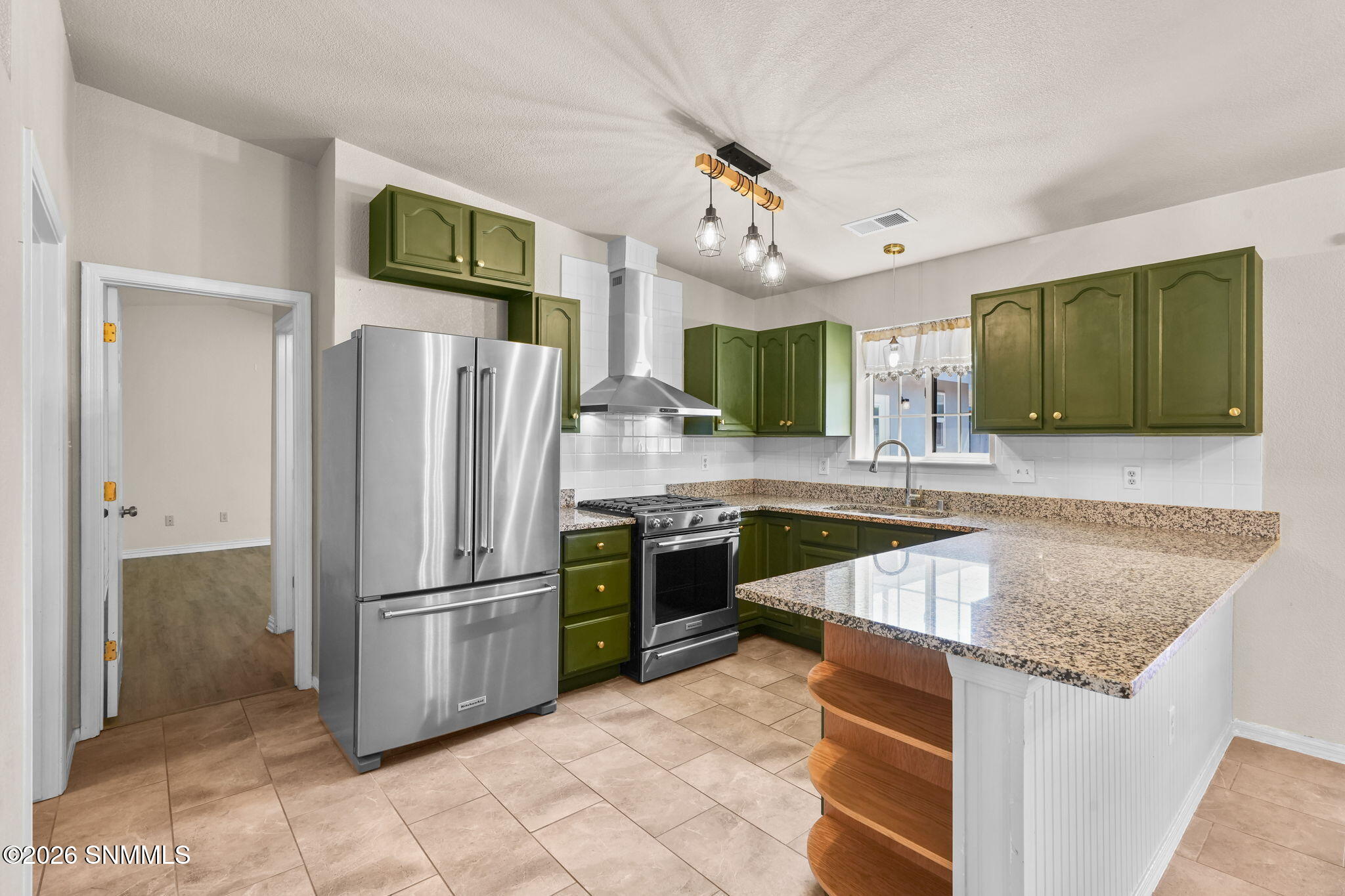 303 Santa Fe Dr-12