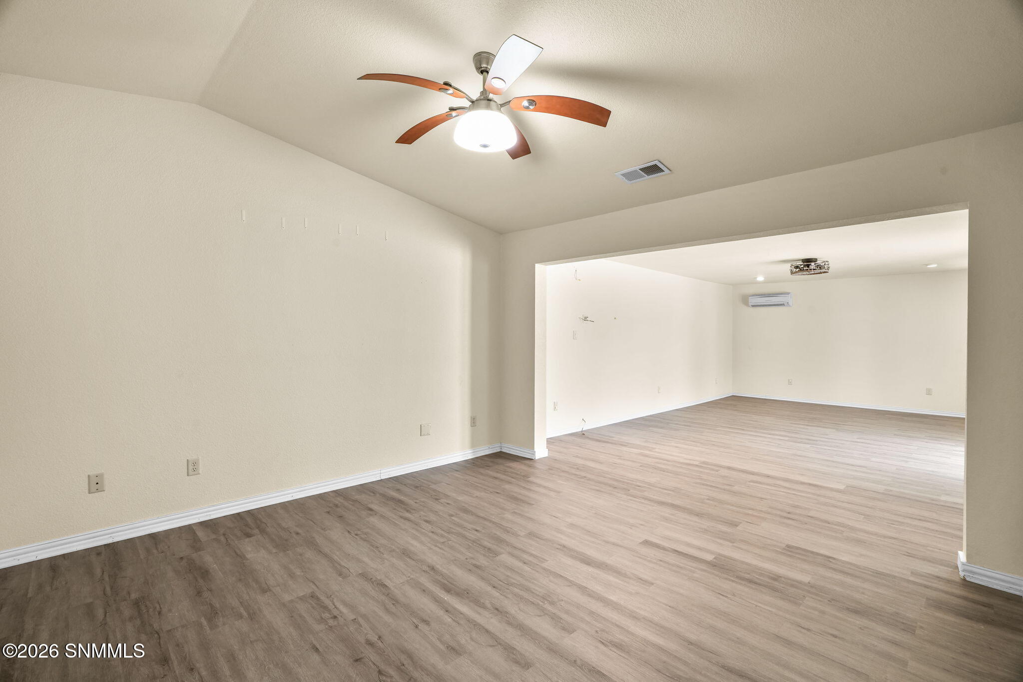 303 Santa Fe Dr-19