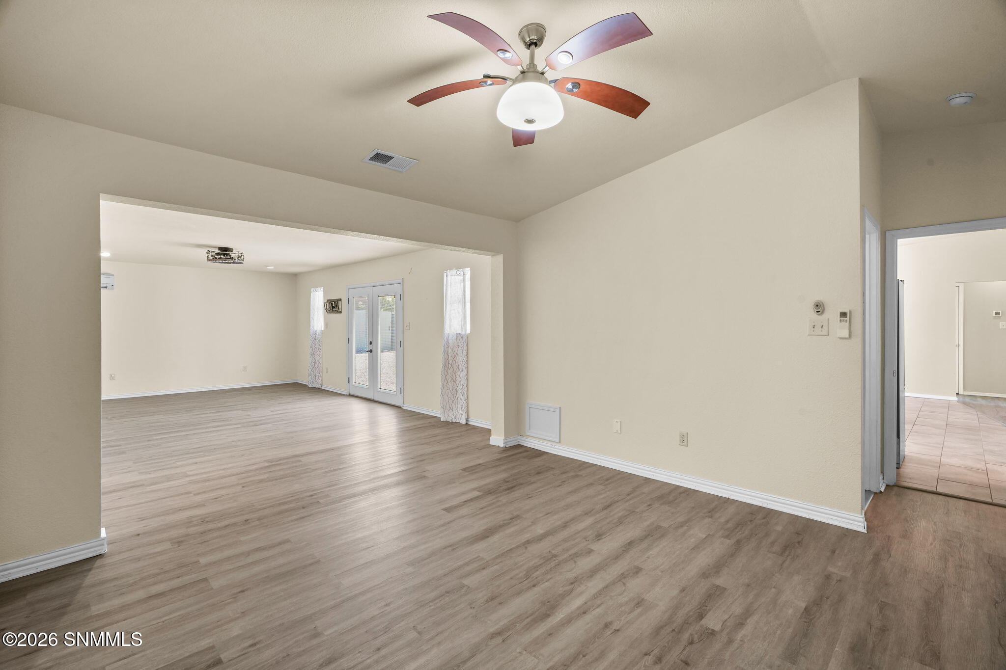 303 Santa Fe Dr-20