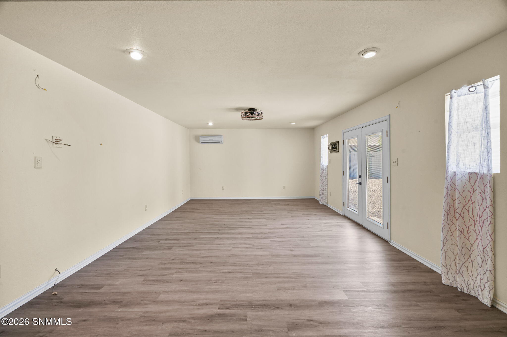 303 Santa Fe Dr-22