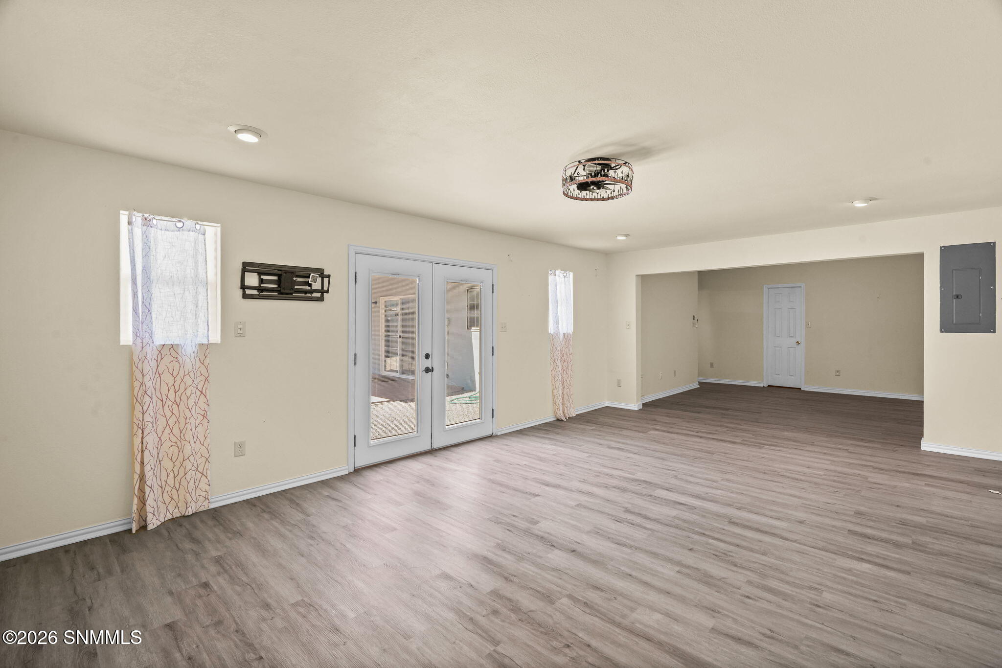 303 Santa Fe Dr-24