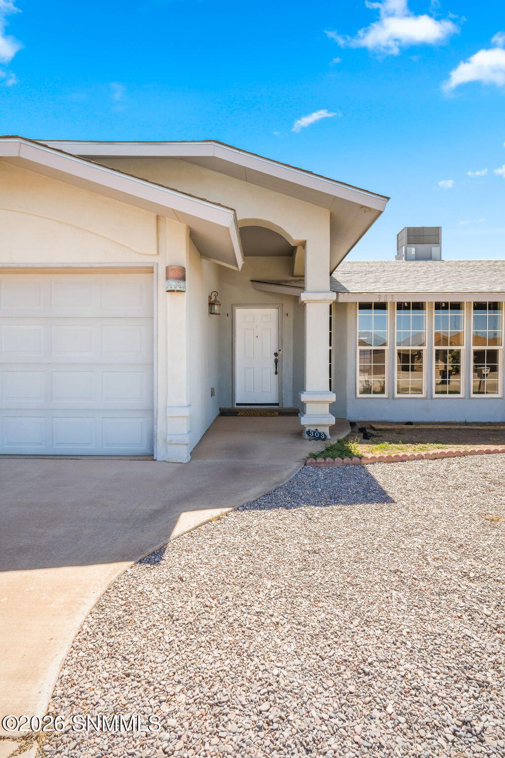 303 Santa Fe Dr-4