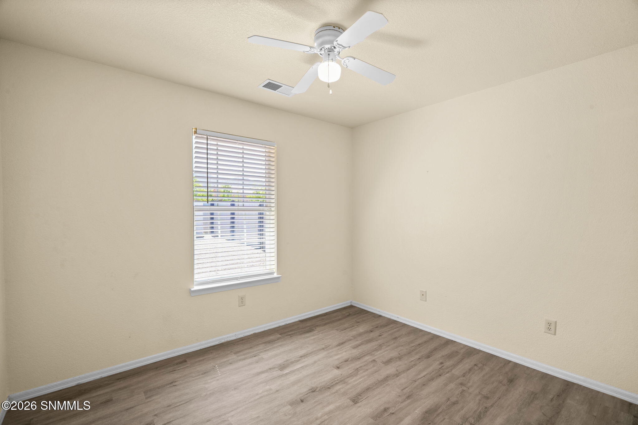 303 Santa Fe Dr-32