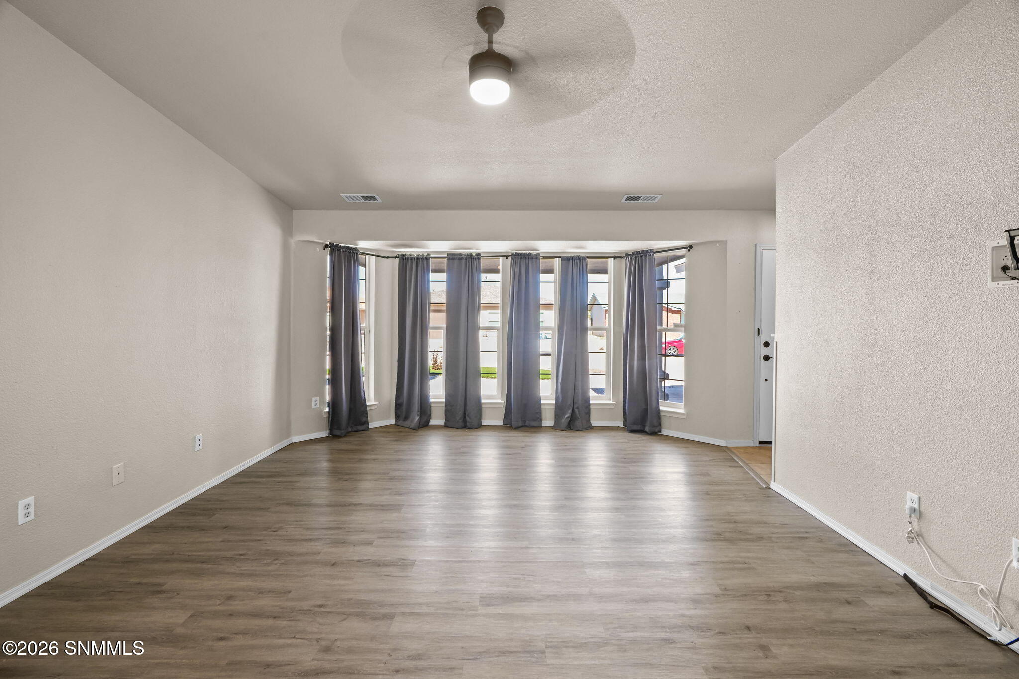 303 Santa Fe Dr-8