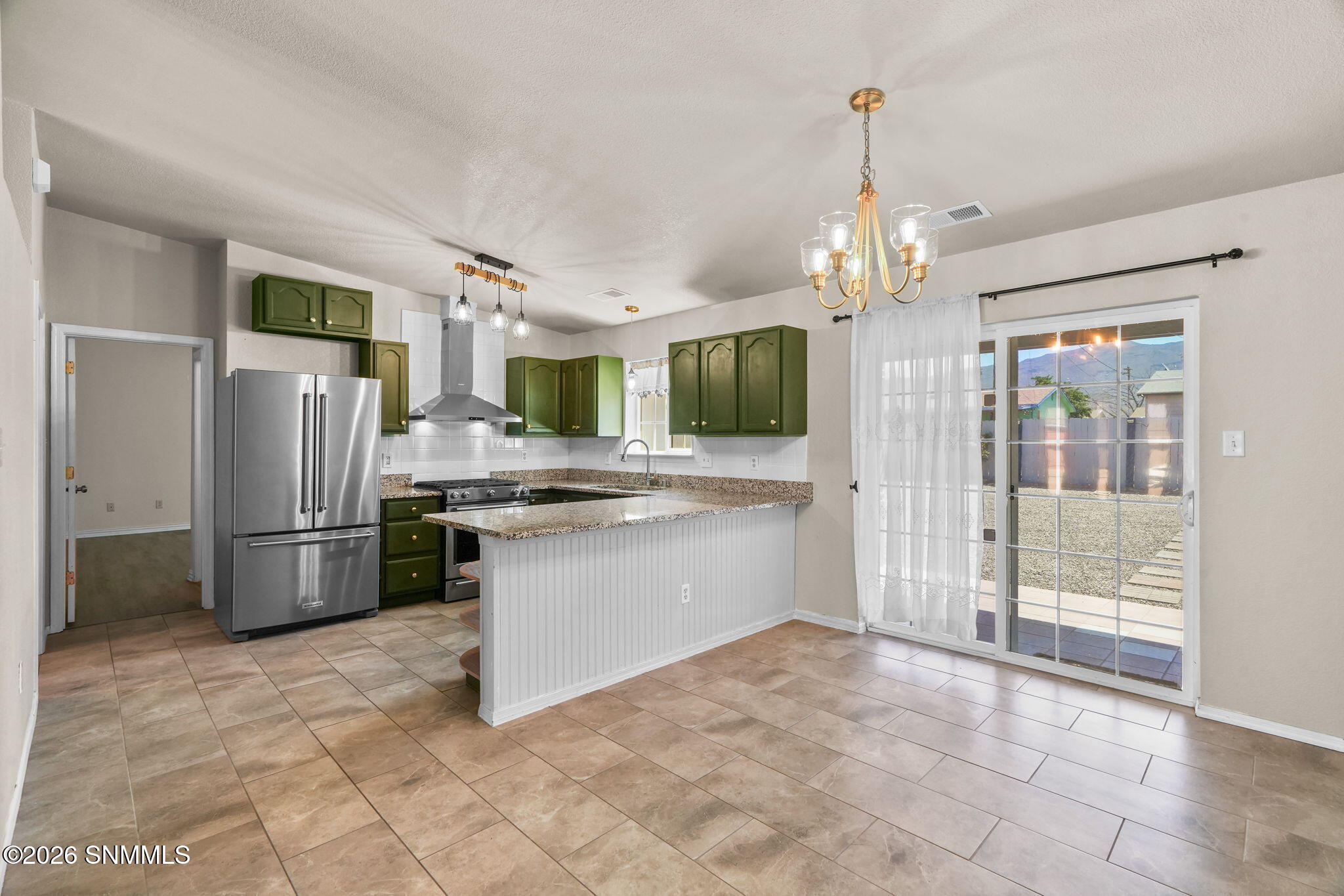 303 Santa Fe Dr-9