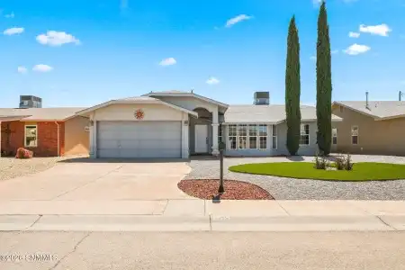 303 Santa Fe Drive, Alamogordo, New Mexico 88310, 3 Bedrooms Bedrooms, ,2 BathroomsBathrooms,Residential,For Sale,Santa Fe,2601740