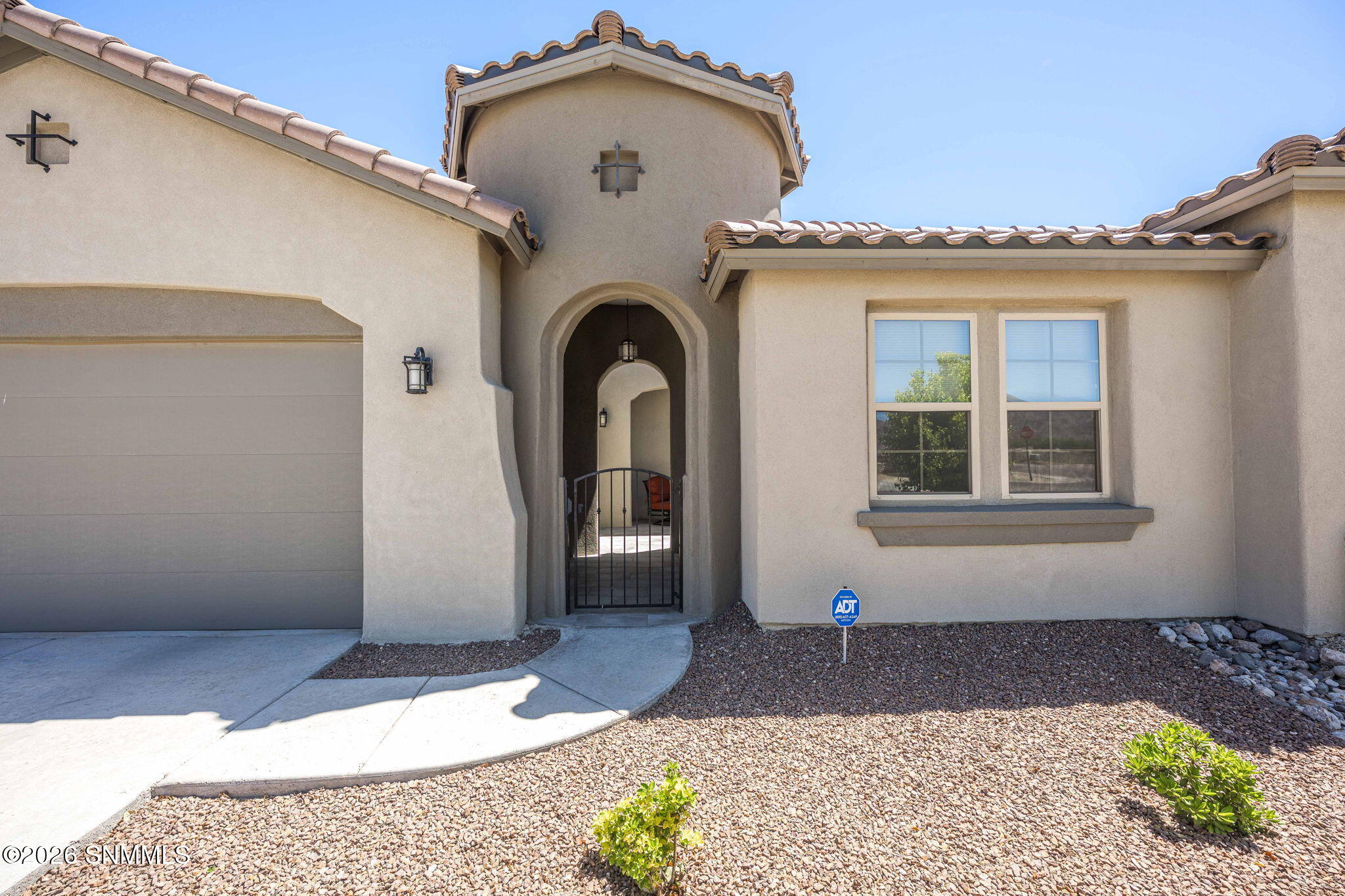 3-web-or-mls-Snappin Homes (RedCap391)-3