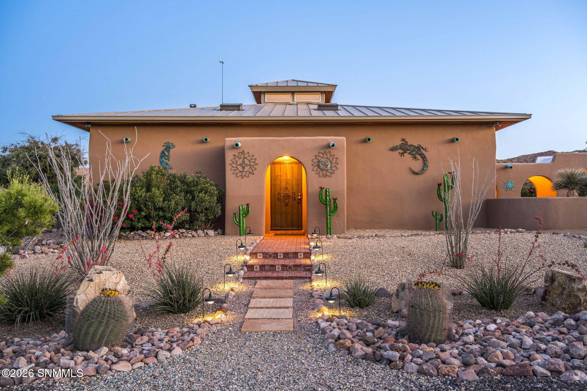 1-web-or-mls-Snappin Homes (Hwy18522205)