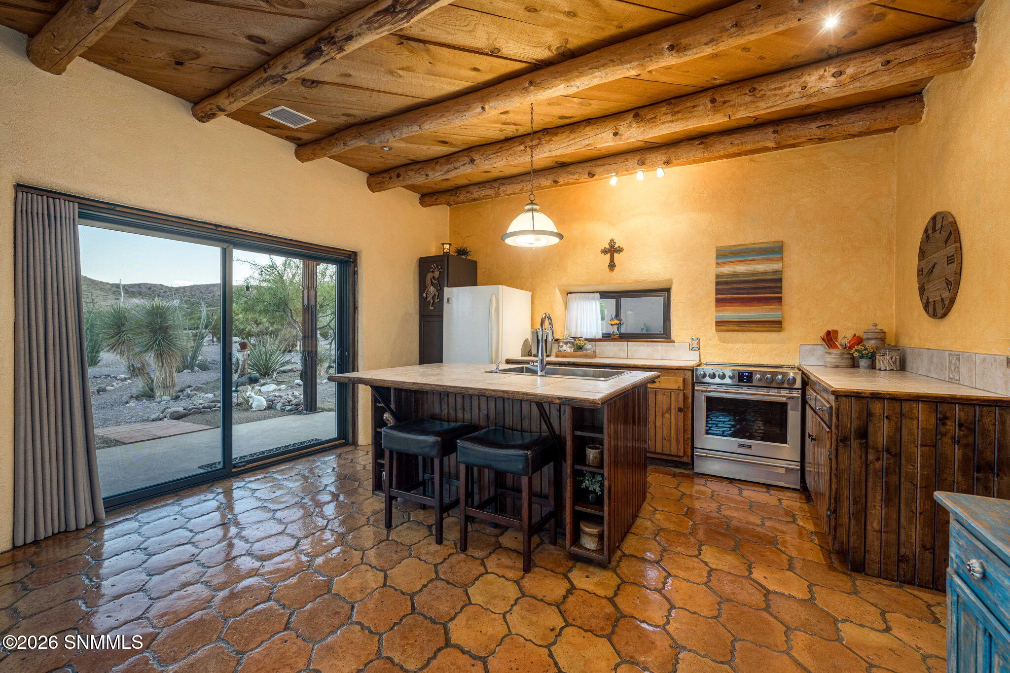 9-web-or-mls-Snappin Homes (Hwy18522205)