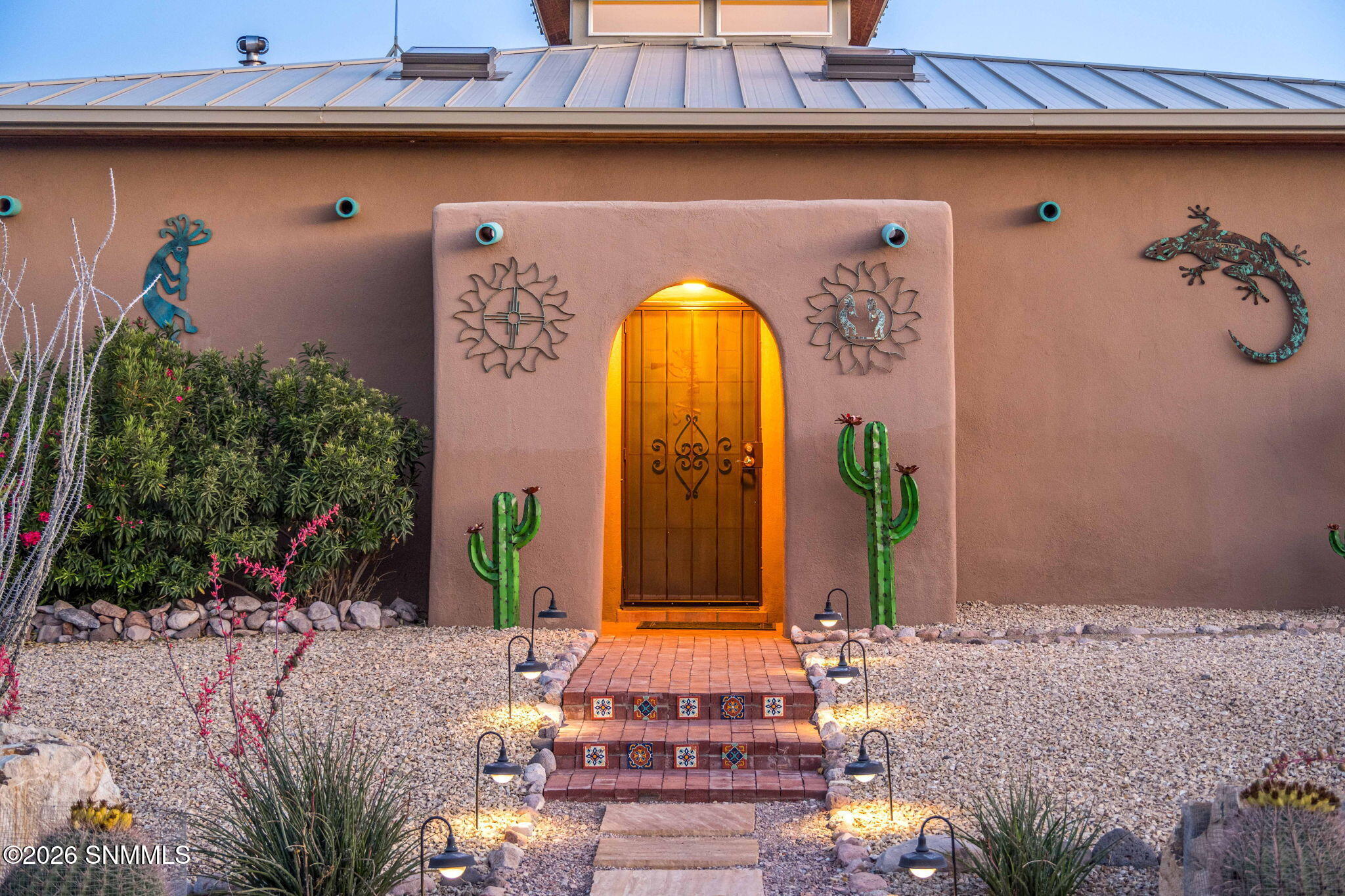 3-web-or-mls-Snappin Homes (Hwy18522205)