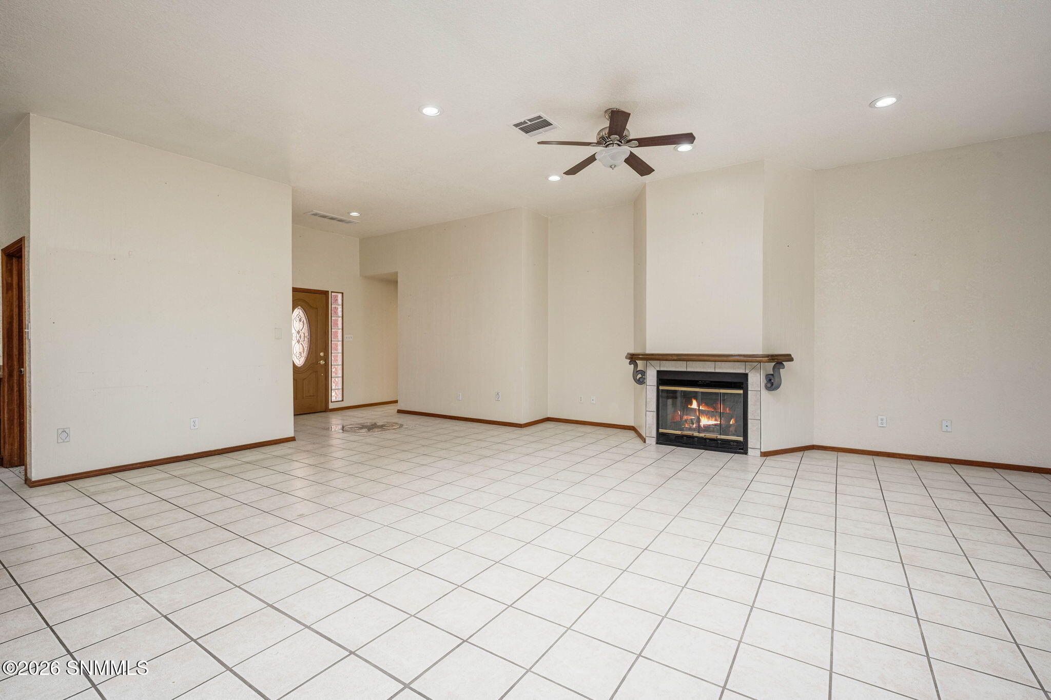 16-web-or-mls-Snappin Homes (Lilac4046)-
