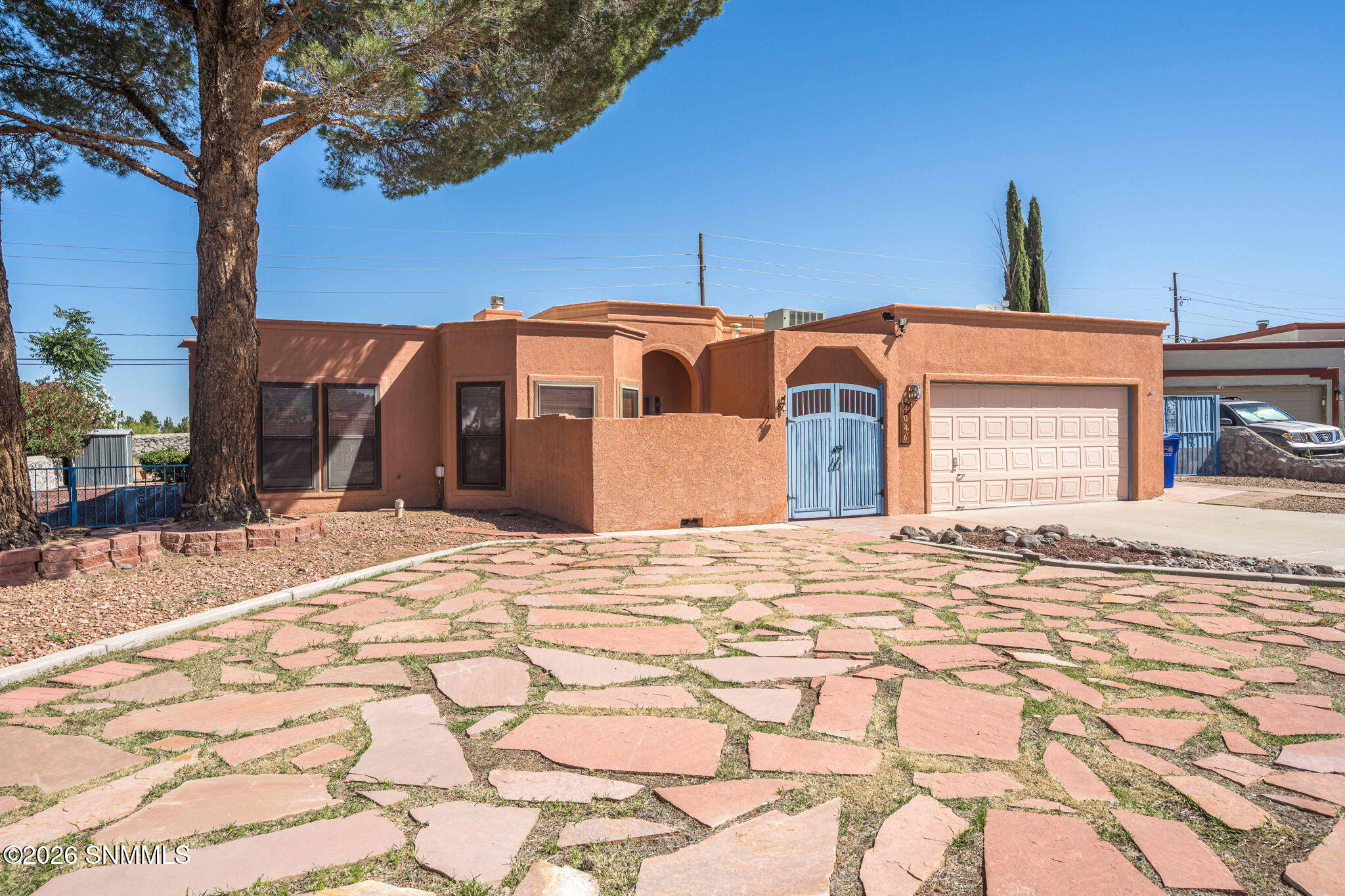 2-web-or-mls-Snappin Homes (Lilac4046)-2