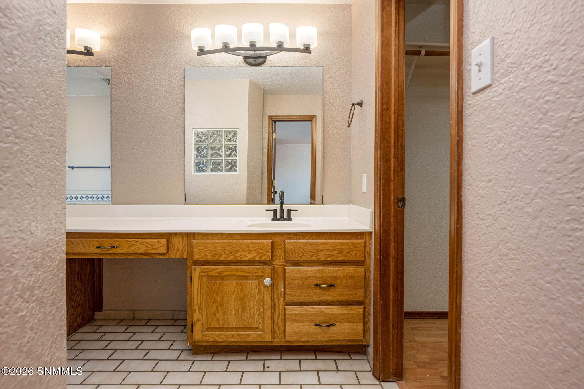27-web-or-mls-Snappin Homes (Lilac4046)-