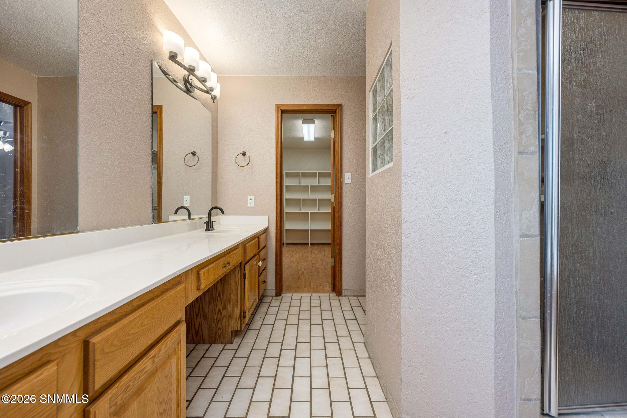 33-web-or-mls-Snappin Homes (Lilac4046)-