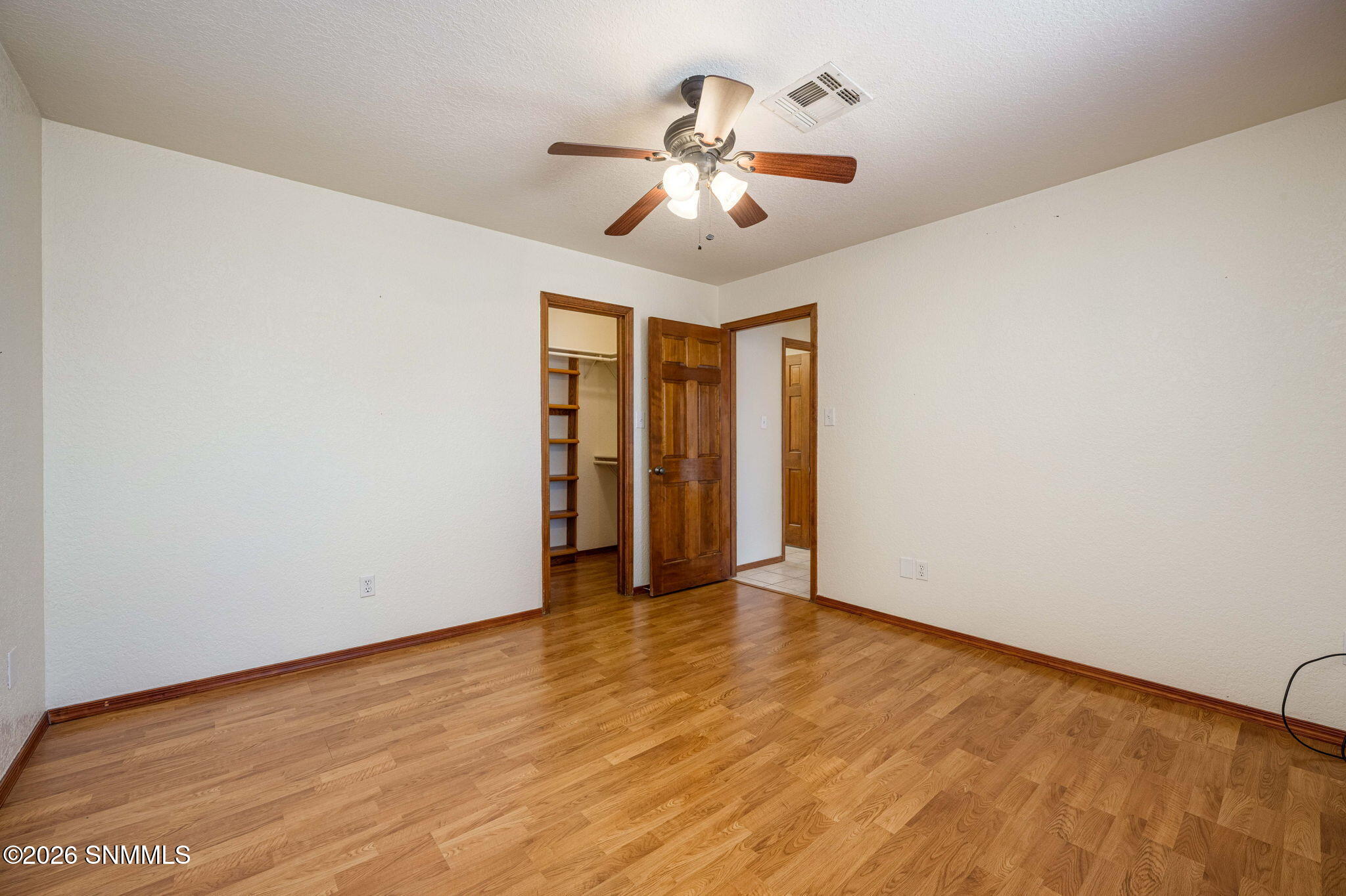 39-web-or-mls-Snappin Homes (Lilac4046)-