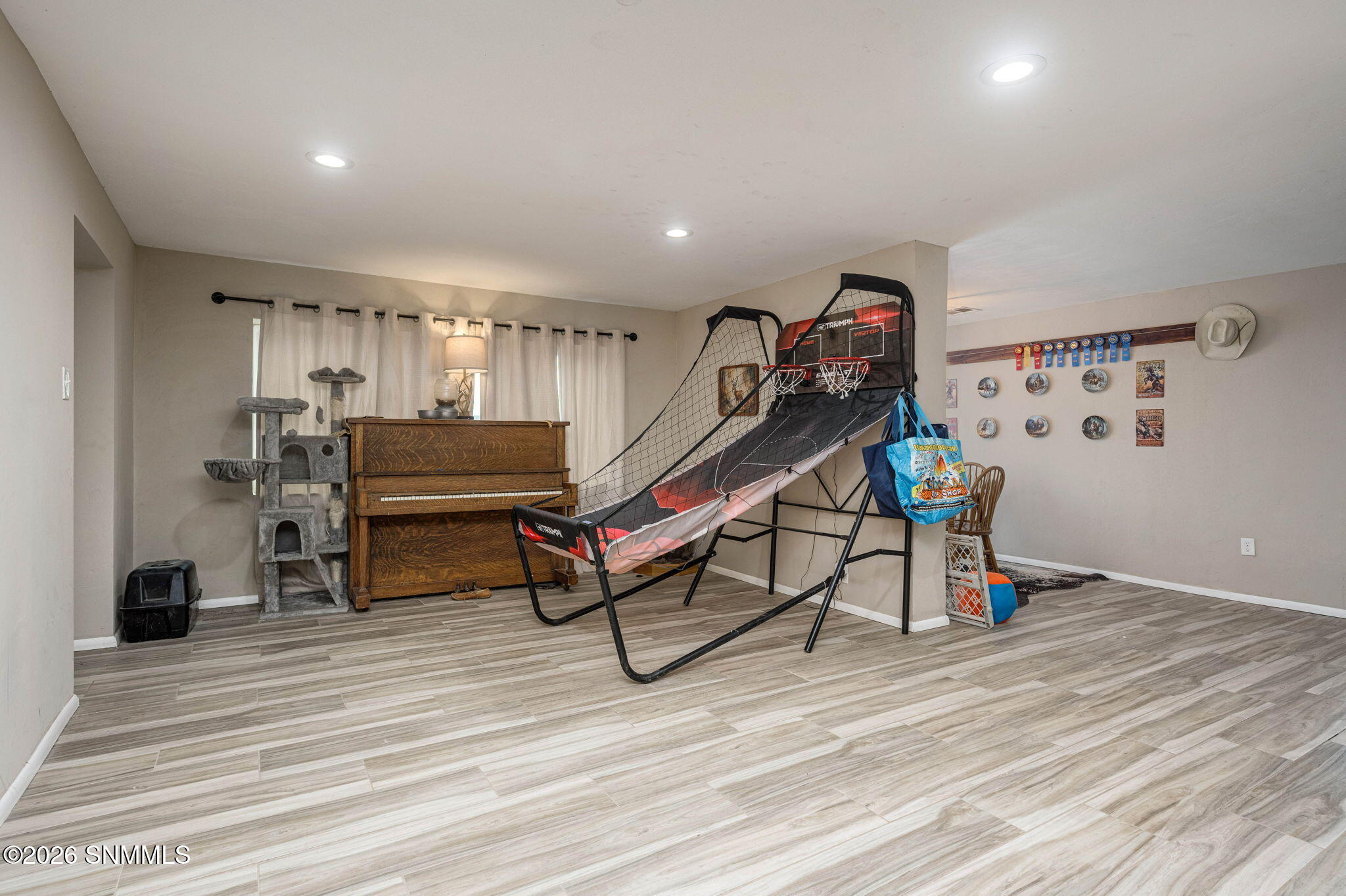 15-web-or-mls-Snappin Homes (Aries114)-1