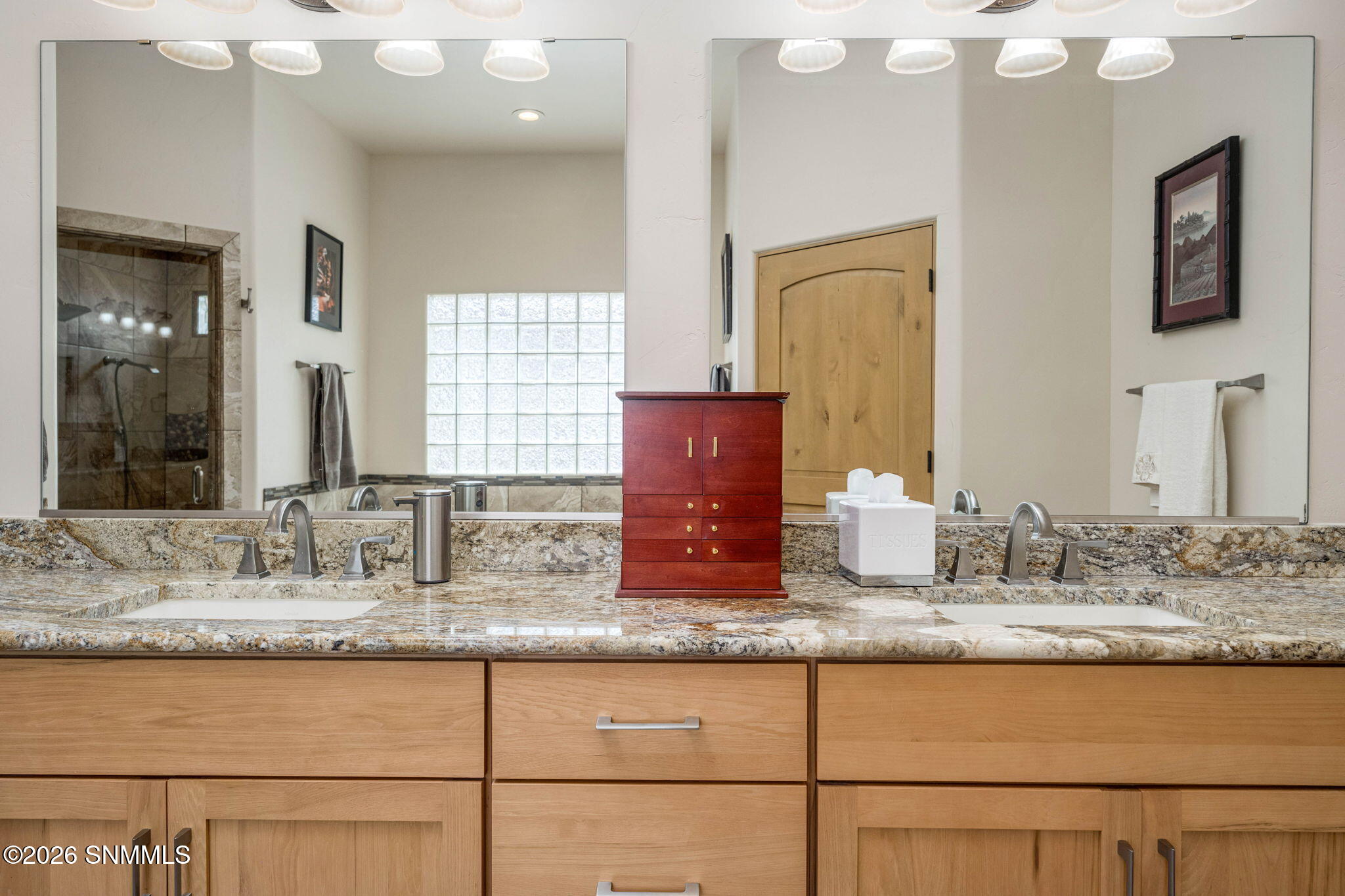 29-web-or-mls-Snappin Homes (Murano8010)