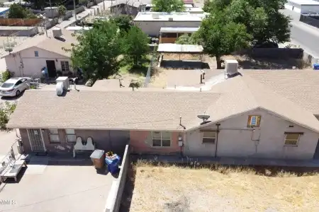 1101 Espanola Street, Las Cruces, New Mexico 88001, 6 Bedrooms Bedrooms, ,Residential Income,For Sale,Espanola,2601754