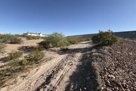 2240 Telshor Boulevard, Las Cruces, New Mexico 88011, ,Land,For Sale,Telshor,2601762