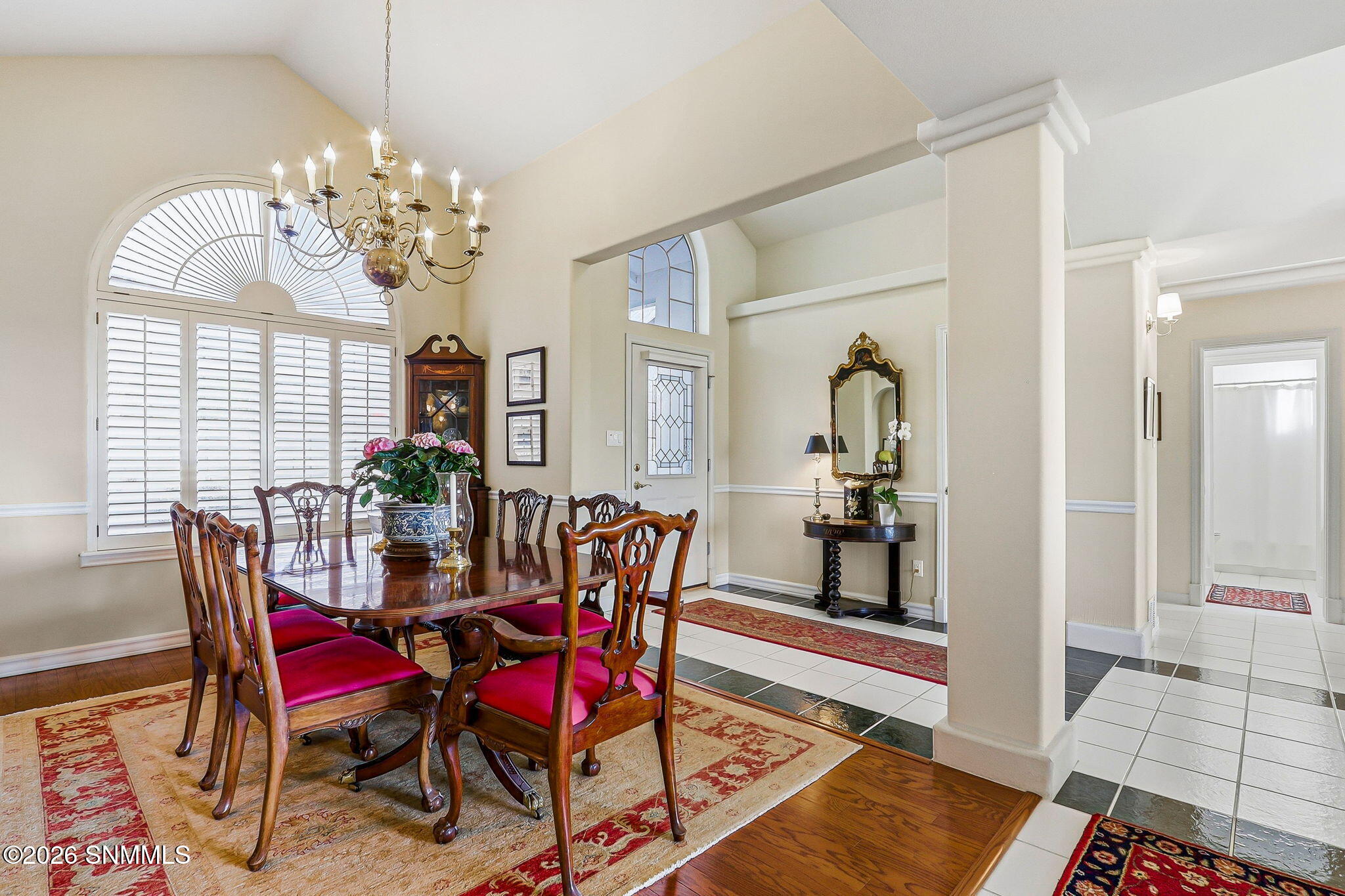Dining/Entry
