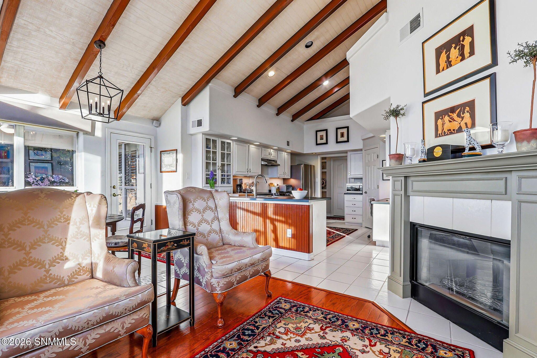 Family room/Kitchen