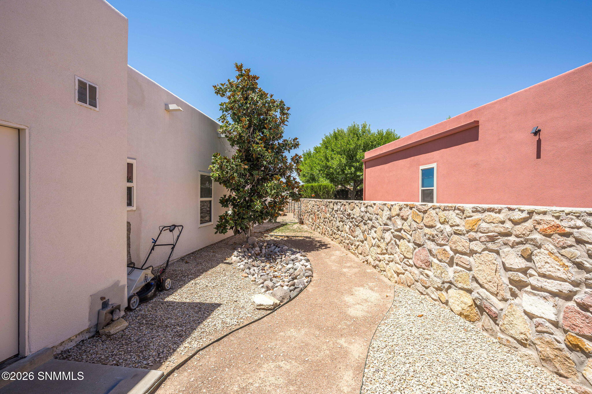 42-web-or-mls-Snappin Homes (BellaSierra