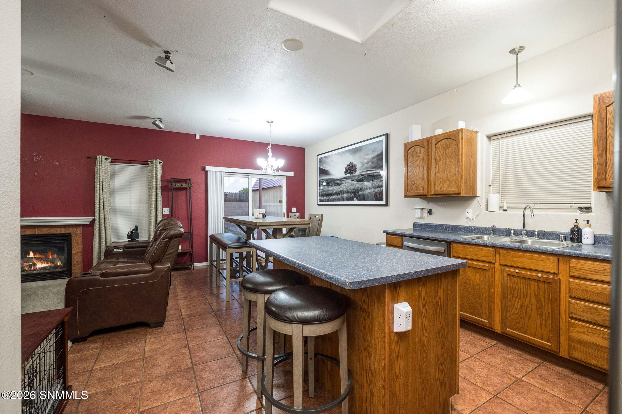 7-web-or-mls-Snappin Homes (Ancho2881)-7