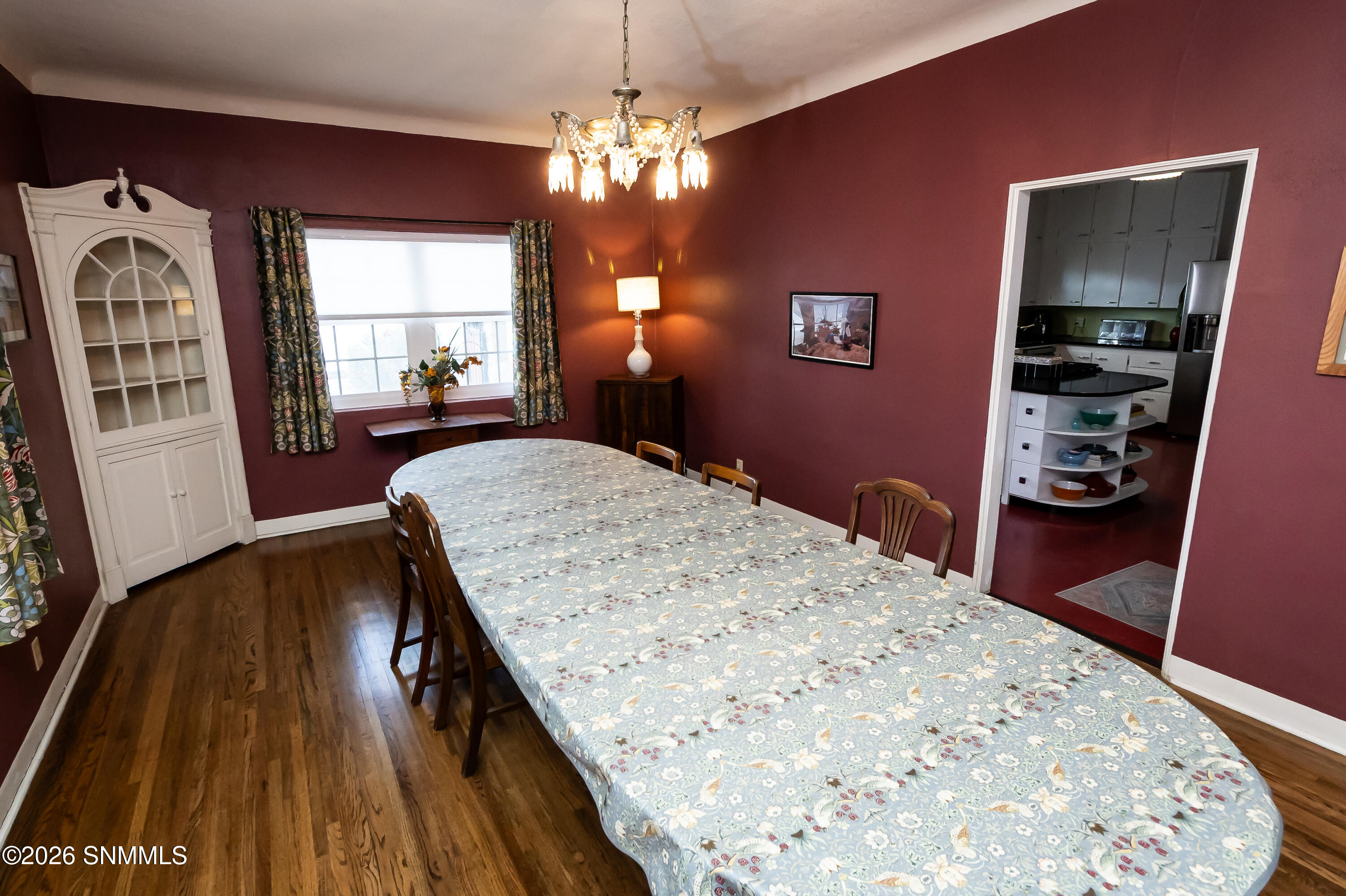 Formal dining room
