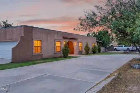 855 Trojan Loop, Las Cruces, New Mexico 88007, 3 Bedrooms Bedrooms, ,1.75 BathroomsBathrooms,Residential,For Sale,Trojan,2601788