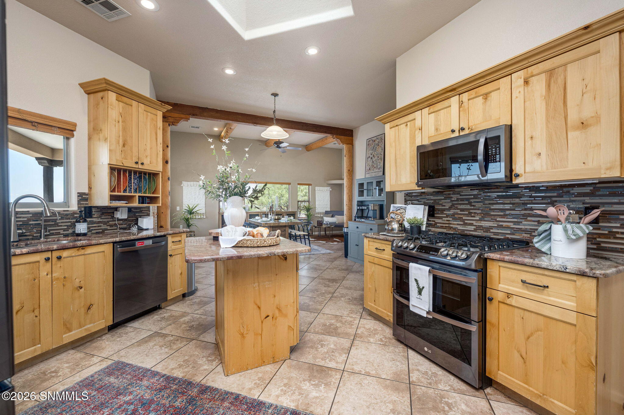 13-web-or-mls-Snappin Homes (ApexMine500