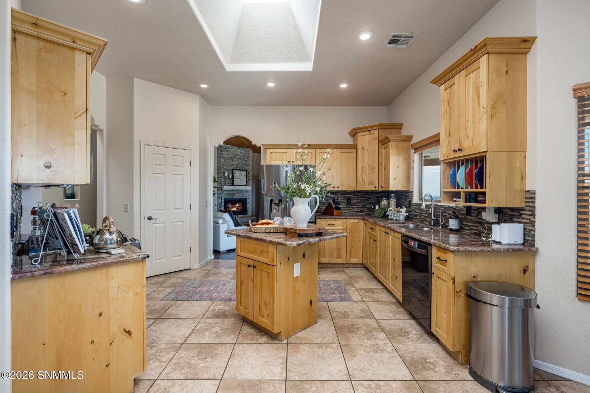 18-web-or-mls-Snappin Homes (ApexMine500