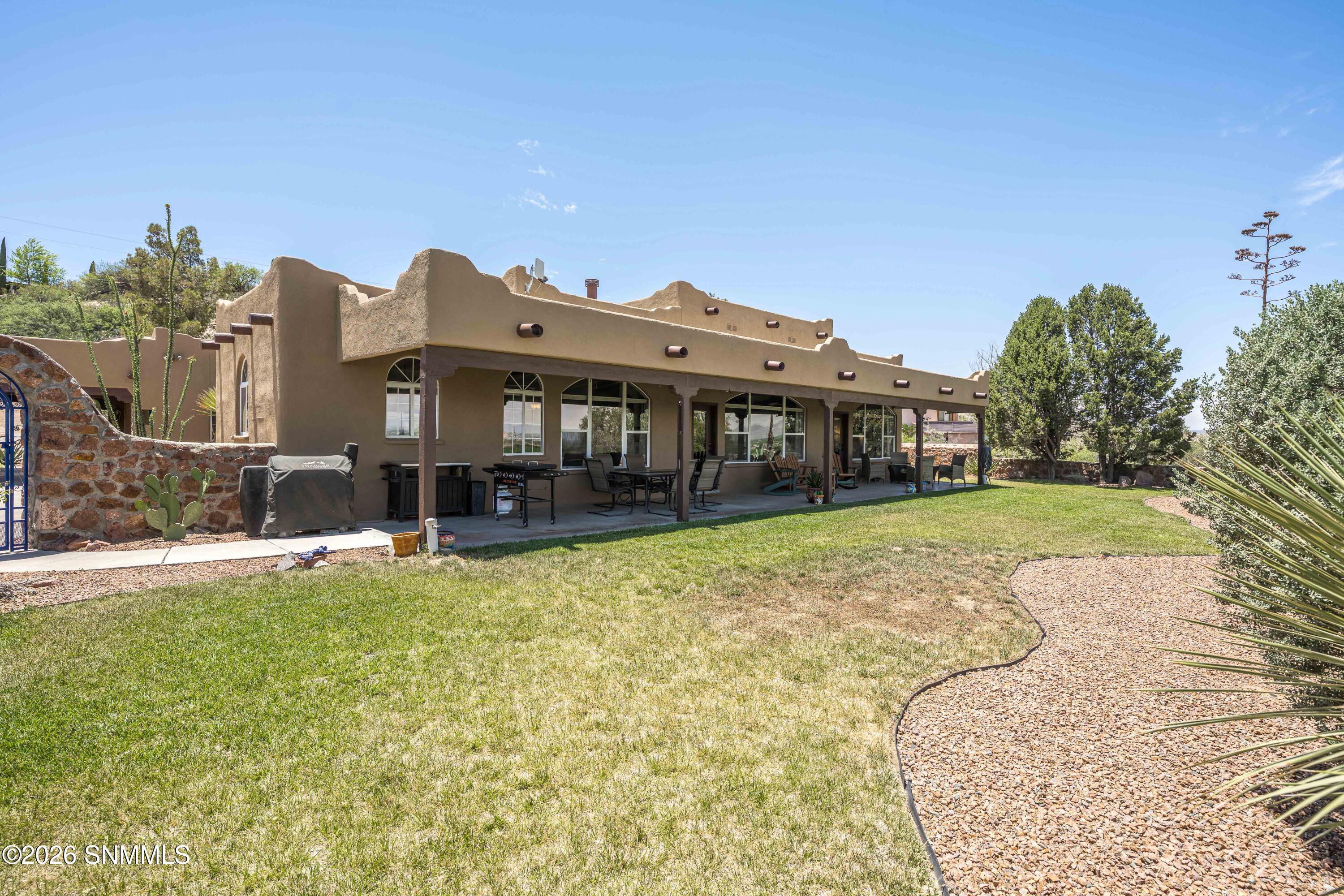 7301 Raasaf Circle - Las Cruces NM
