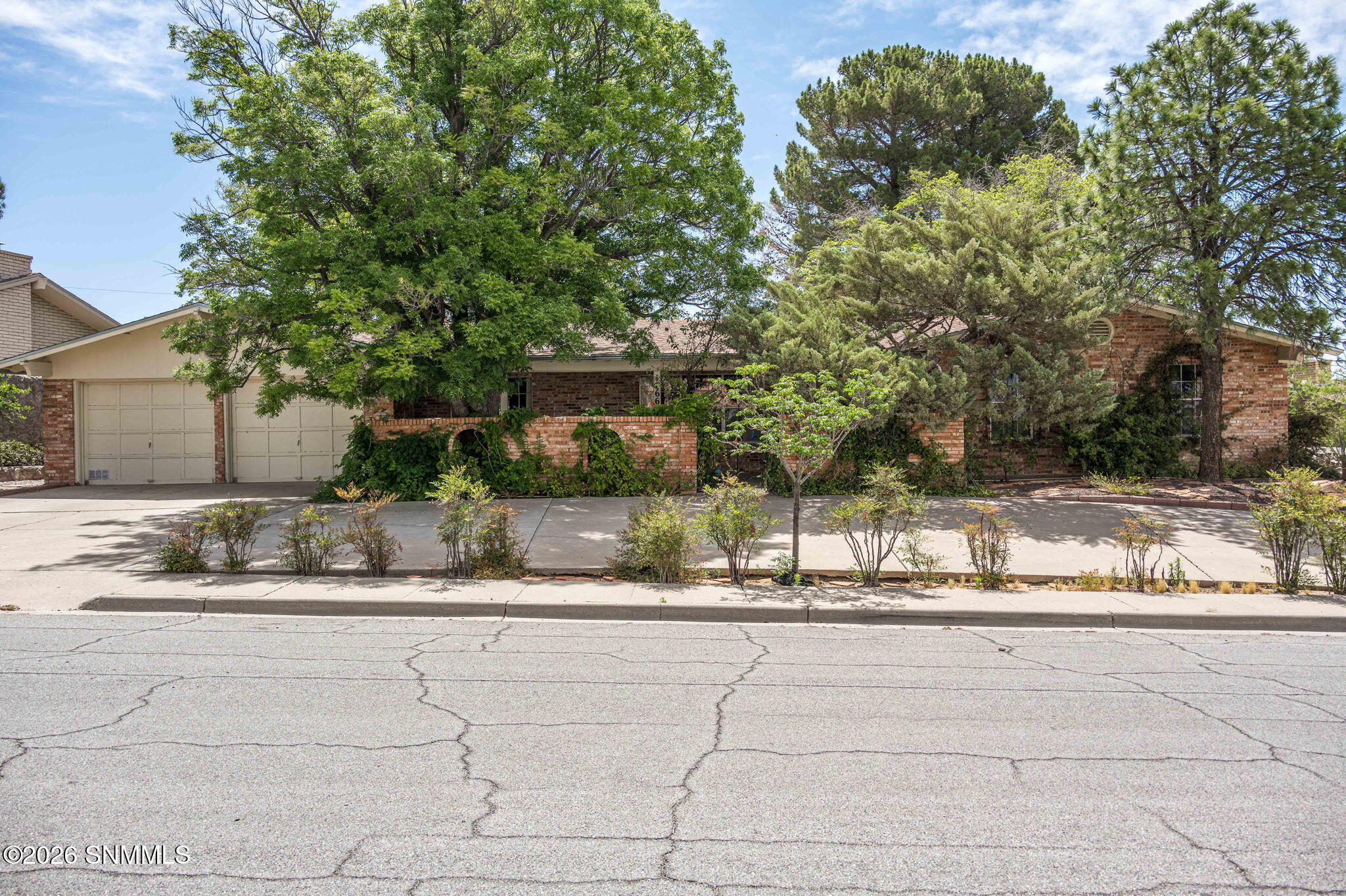1-web-or-mls-Snappin Homes (ImperialRidg