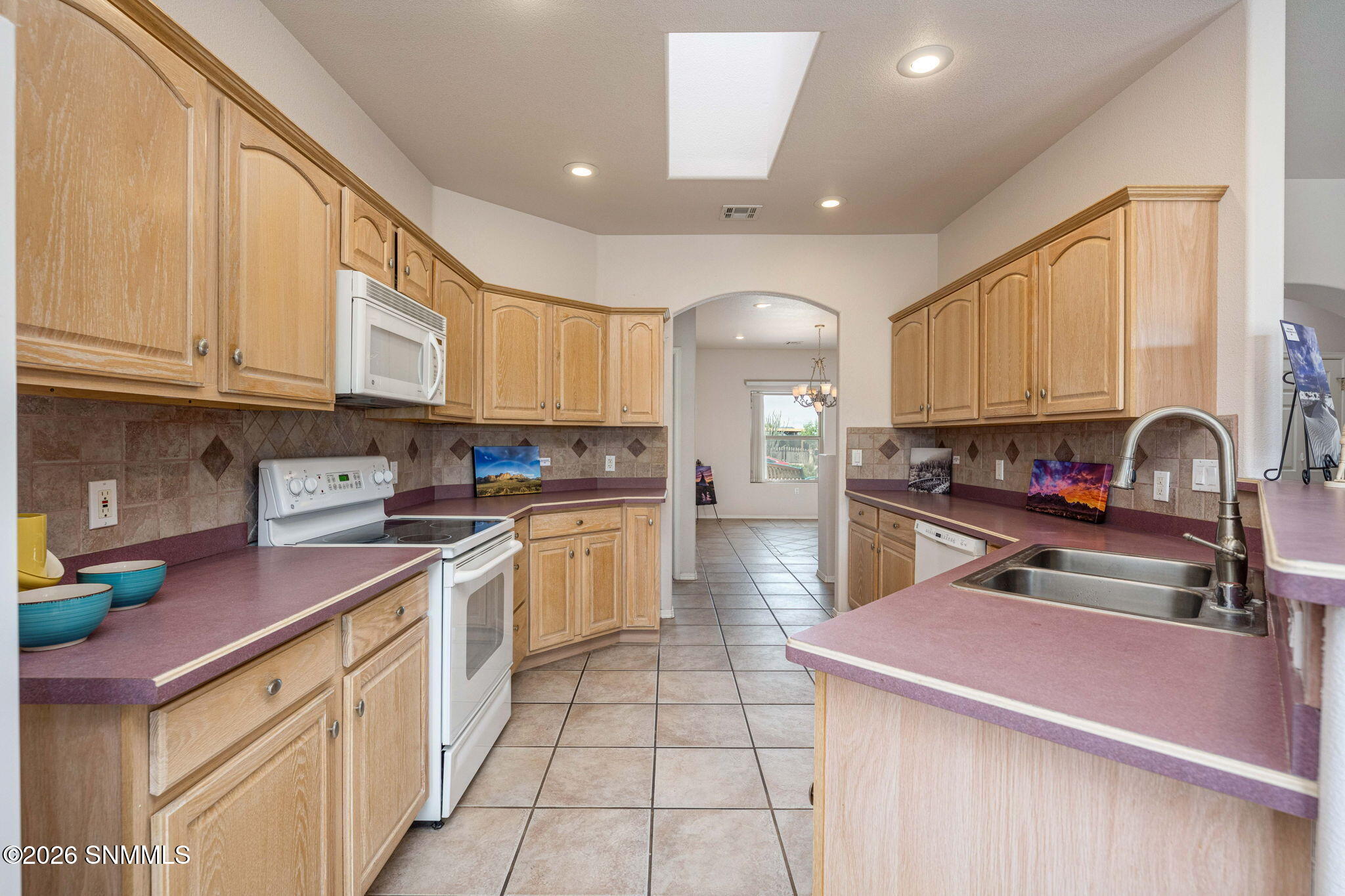 12-web-or-mls-Snappin Homes (Mojave4158)