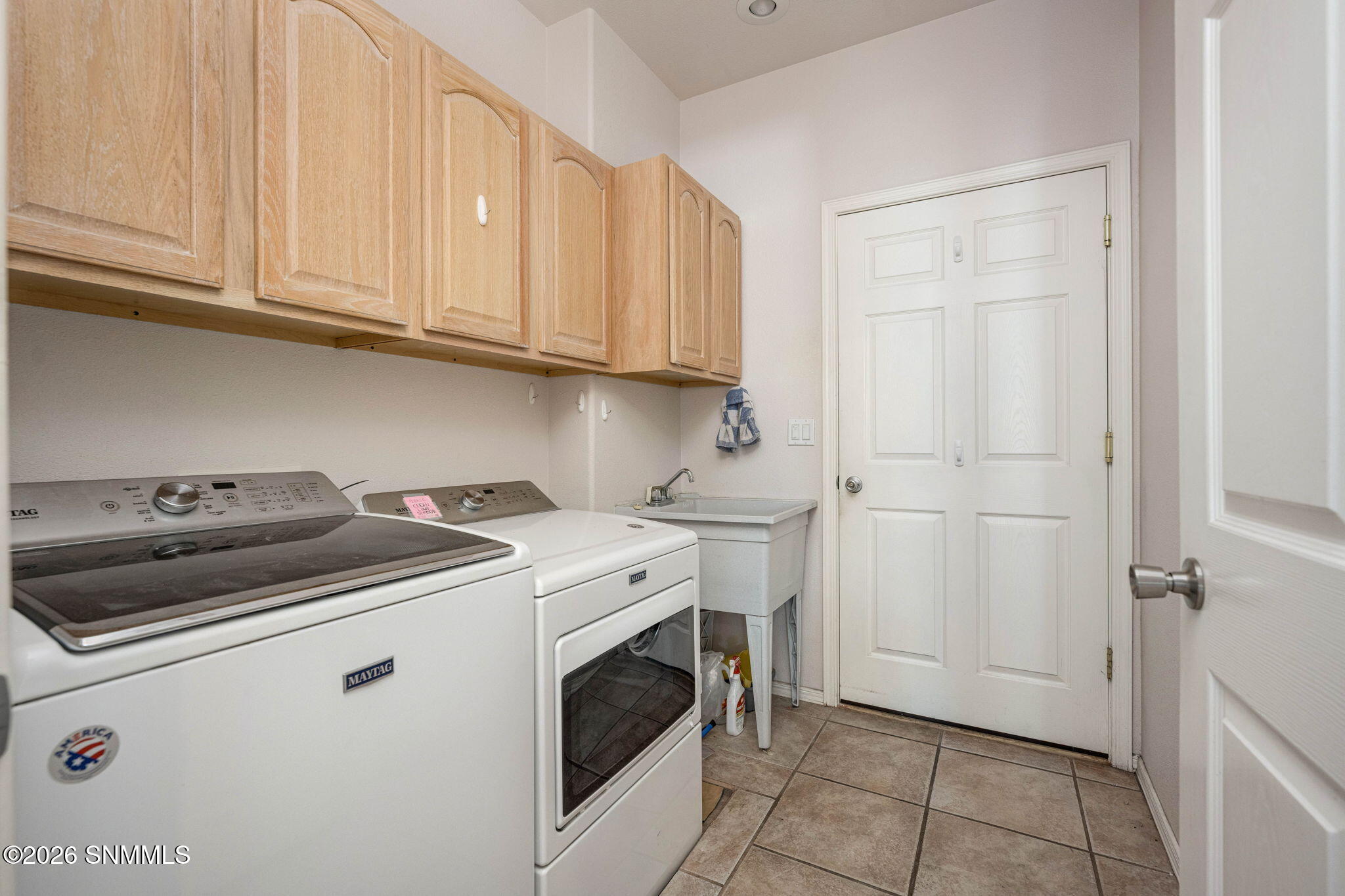 17-web-or-mls-Snappin Homes (Mojave4158)